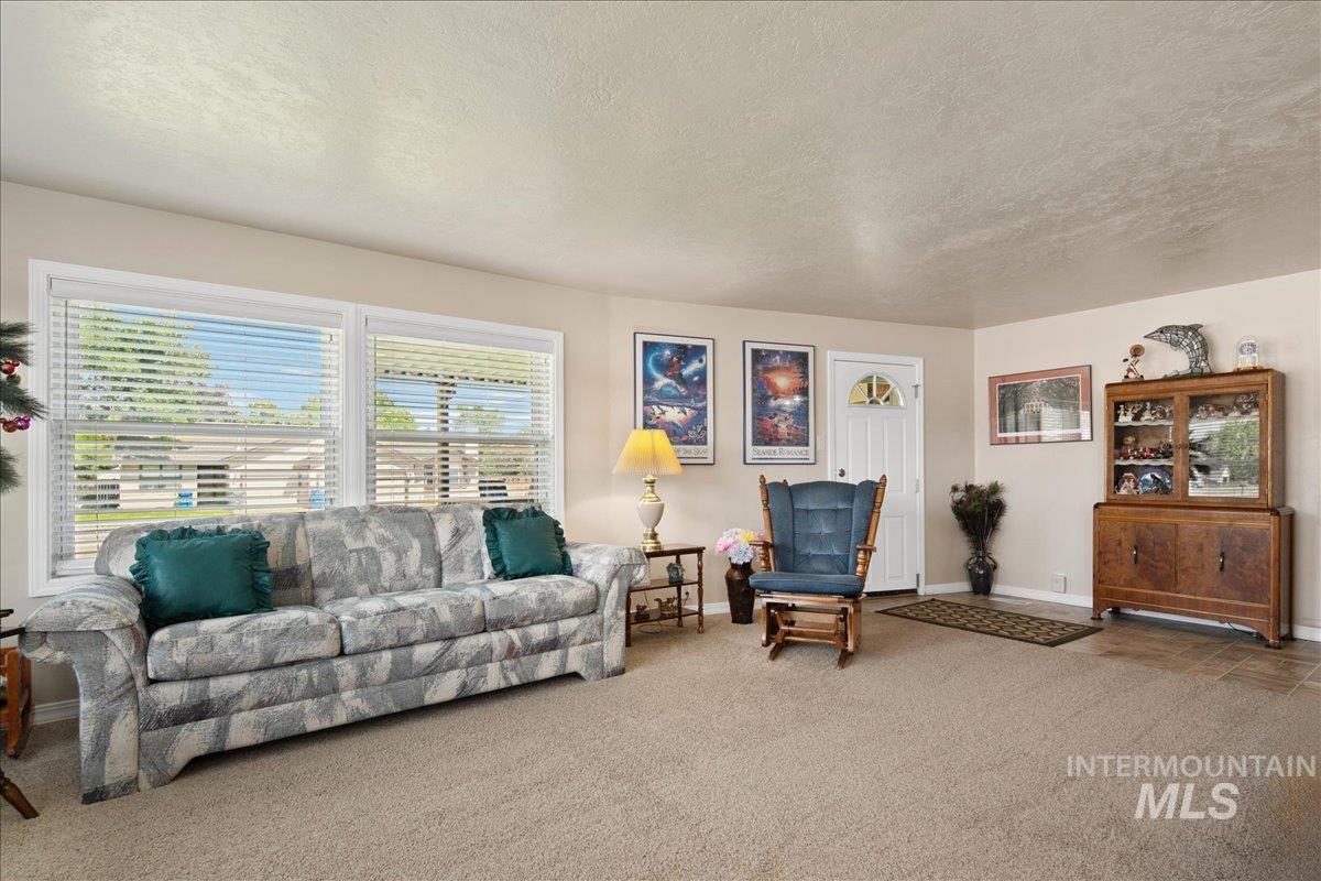 1785 N Haskett Street, Mountain Home, Idaho 83647, 3 Bedrooms, 2 Bathrooms, Residential For Sale, Price $325,000, 98981098