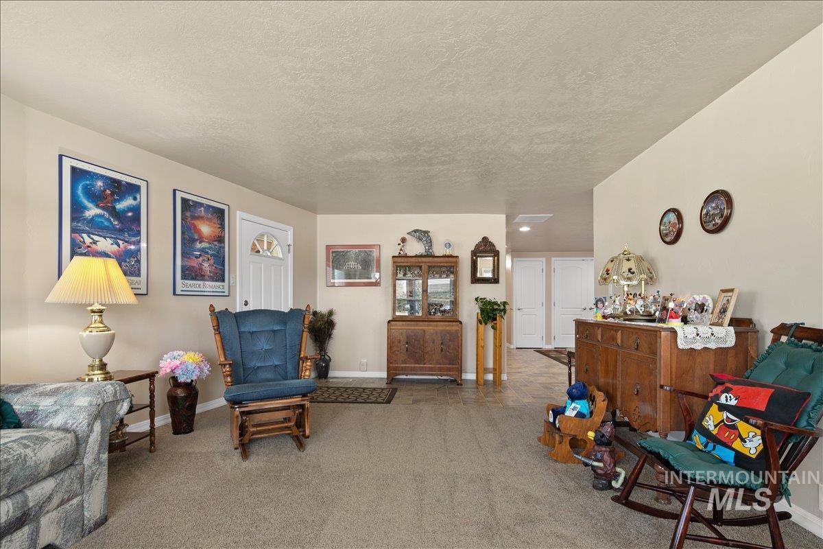 1785 N Haskett Street, Mountain Home, Idaho 83647, 3 Bedrooms, 2 Bathrooms, Residential For Sale, Price $325,000, 98981098