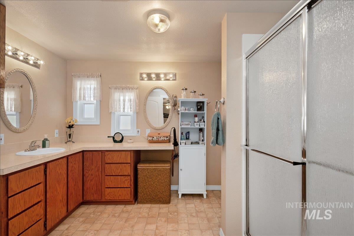 1785 N Haskett Street, Mountain Home, Idaho 83647, 3 Bedrooms, 2 Bathrooms, Residential For Sale, Price $325,000, 98981098