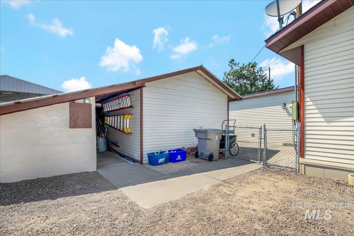 1785 N Haskett Street, Mountain Home, Idaho 83647, 3 Bedrooms, 2 Bathrooms, Residential For Sale, Price $325,000, 98981098