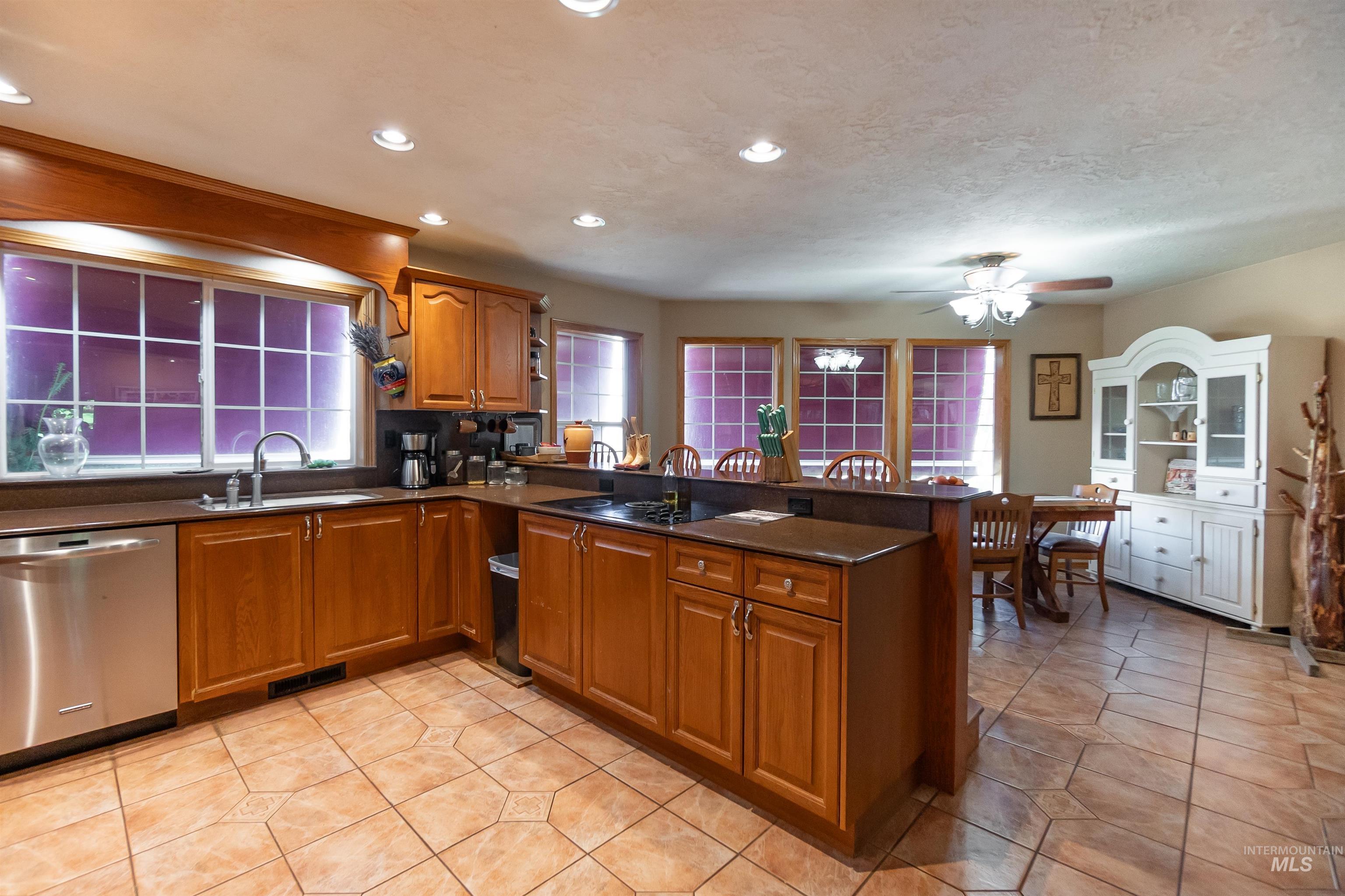 6451 Little Freezeout Rd, Caldwell, Idaho 83607, 7 Bedrooms, 7.5 Bathrooms, Farm & Ranch For Sale, Price $3,599,000,MLS 98981099