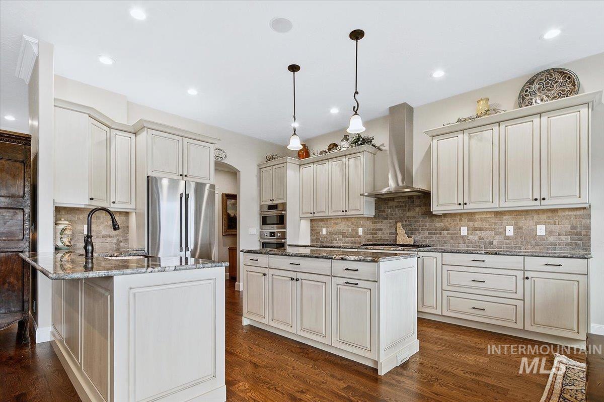 6451 Little Freezeout Rd, Caldwell, Idaho 83607, 7 Bedrooms, 6.5 Bathrooms, Farm & Ranch For Sale, Price $3,599,000, 98981099