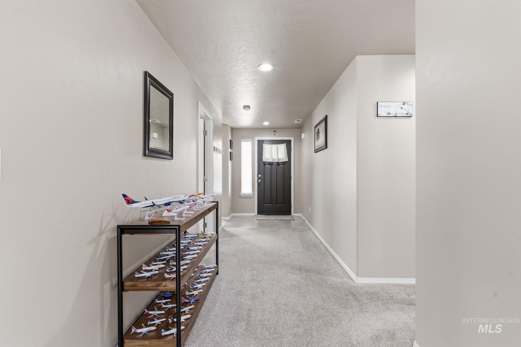 612 Diamond Lake St, Middleton, Idaho 83644, 3 Bedrooms, 2 Bathrooms, Residential For Sale, Price $384,999, 98981101