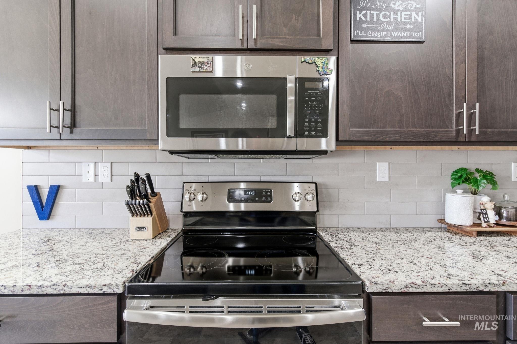 612 Diamond Lake St, Middleton, Idaho 83644, 3 Bedrooms, 2 Bathrooms, Residential For Sale, Price $384,999, 98981101