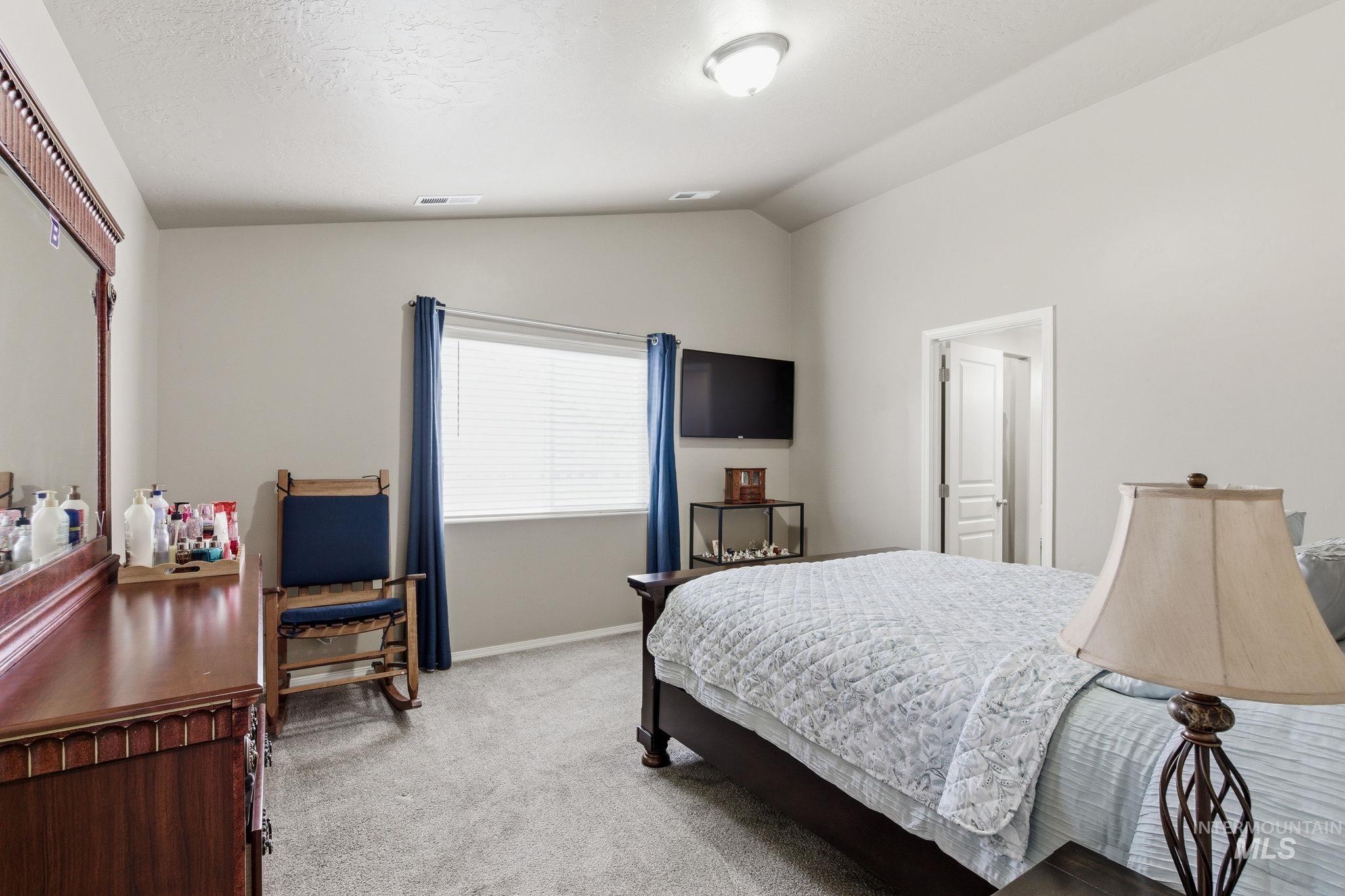 612 Diamond Lake St, Middleton, Idaho 83644, 3 Bedrooms, 2 Bathrooms, Residential For Sale, Price $384,999, 98981101