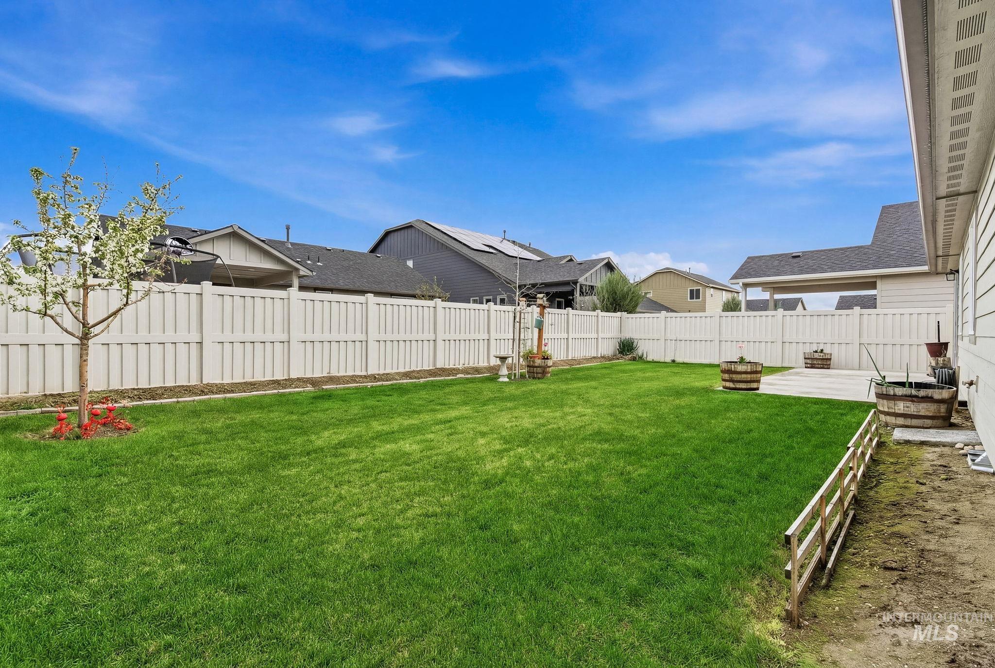 612 Diamond Lake St, Middleton, Idaho 83644, 3 Bedrooms, 2 Bathrooms, Residential For Sale, Price $384,999, 98981101