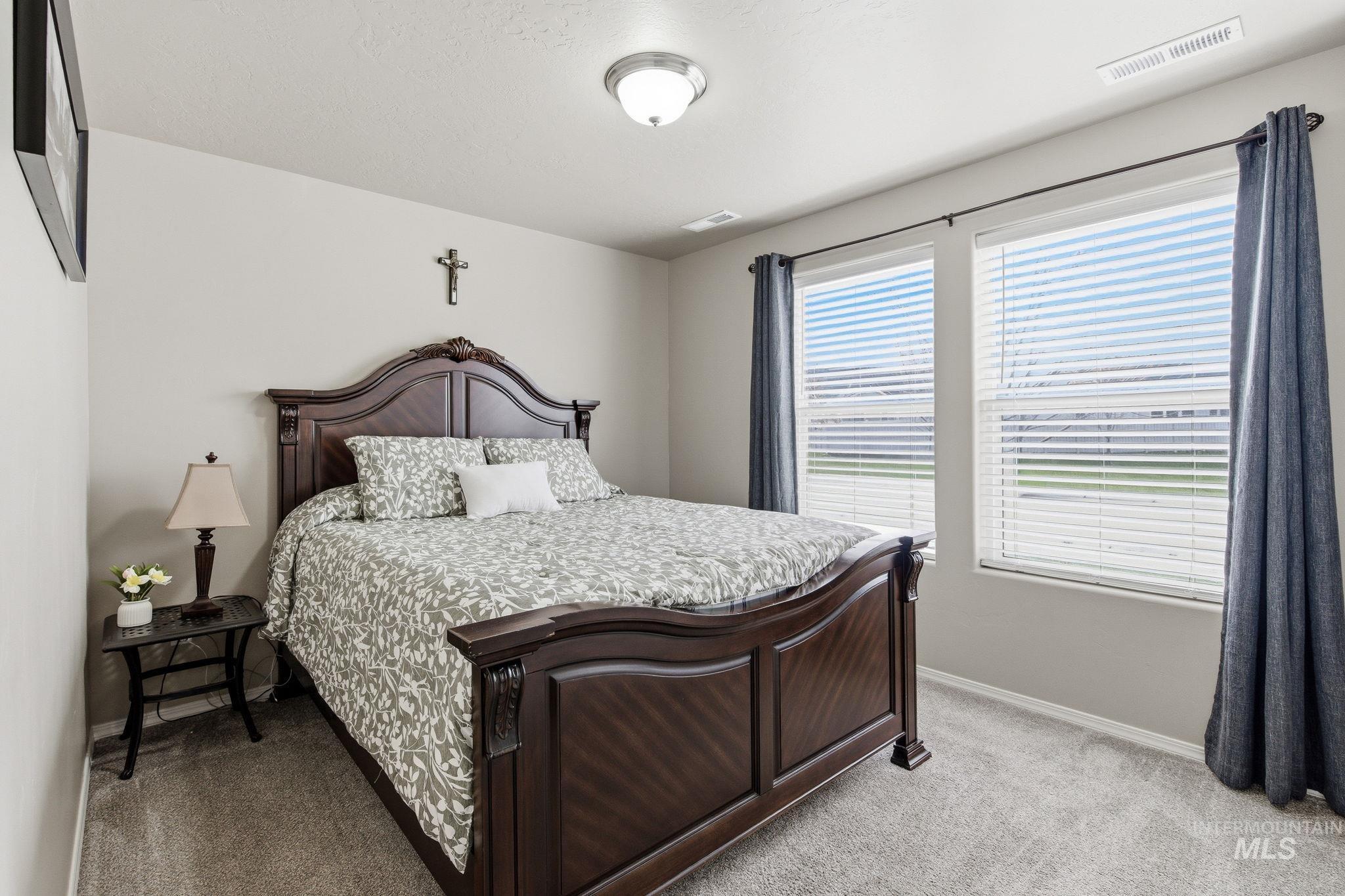 612 Diamond Lake St, Middleton, Idaho 83644, 3 Bedrooms, 2 Bathrooms, Residential For Sale, Price $384,999, 98981101