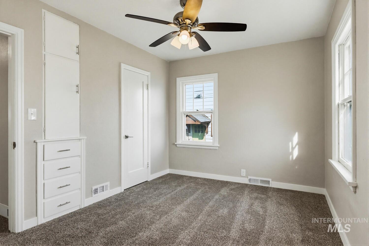 1010 Everett St, Caldwell, Idaho 83605-4169, 3 Bedrooms, 2 Bathrooms, Residential For Sale, Price $340,000, 98981102