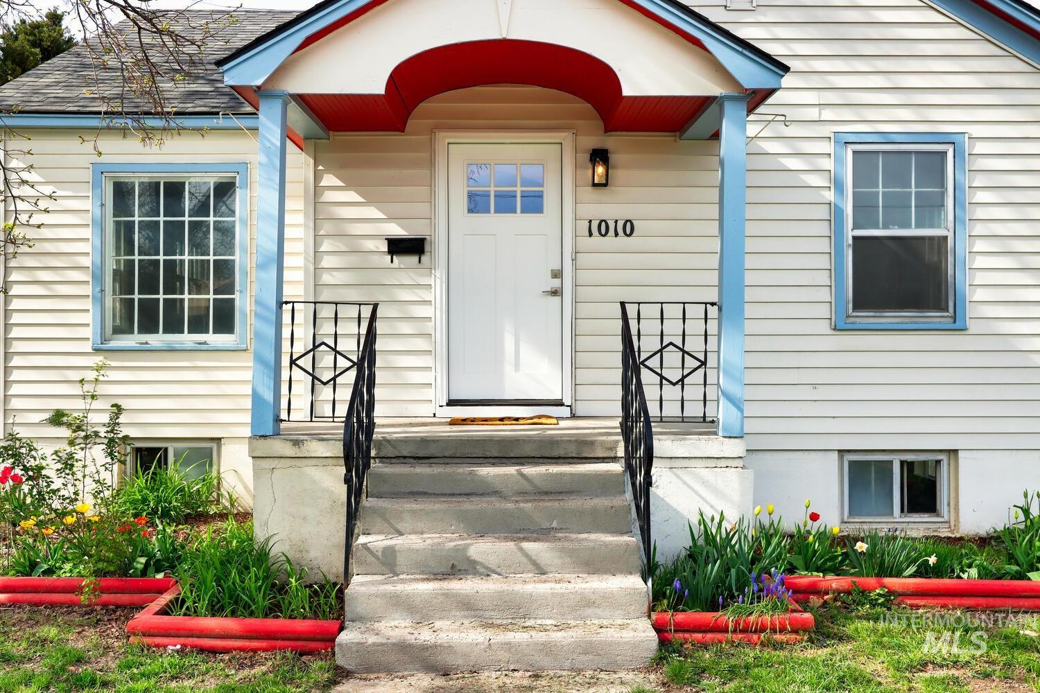 1010 Everett St, Caldwell, Idaho 83605-4169, 3 Bedrooms, 2 Bathrooms, Residential For Sale, Price $340,000, 98981102