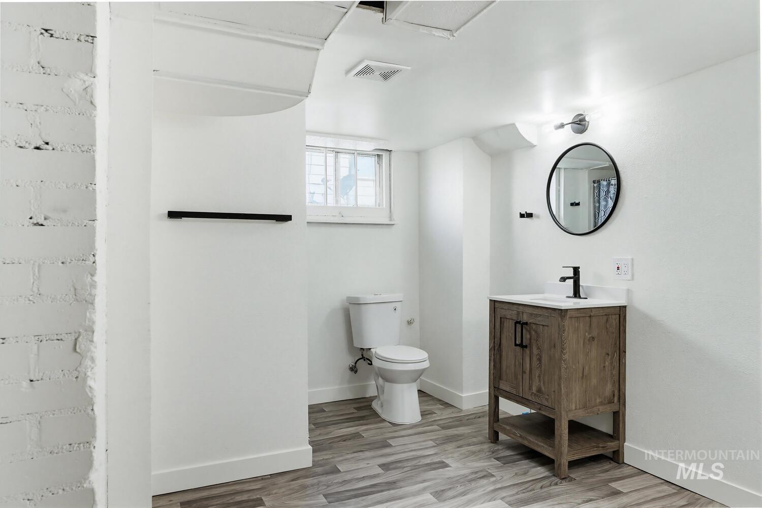 1010 Everett St, Caldwell, Idaho 83605-4169, 3 Bedrooms, 2 Bathrooms, Residential For Sale, Price $340,000, 98981102