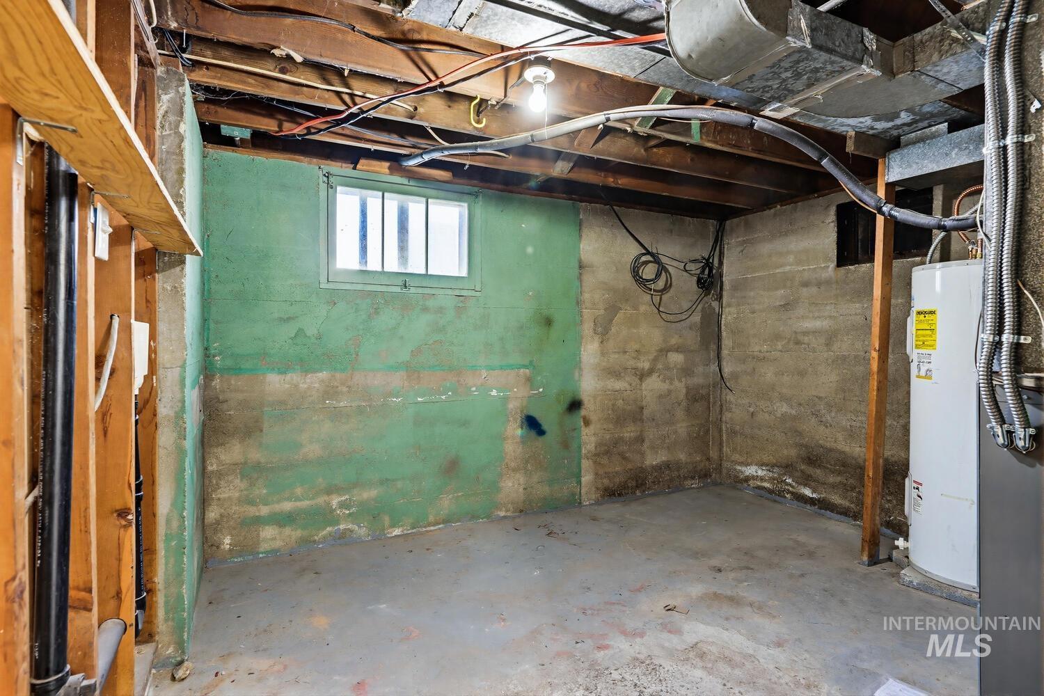 1010 Everett St, Caldwell, Idaho 83605-4169, 3 Bedrooms, 2 Bathrooms, Residential For Sale, Price $340,000, 98981102