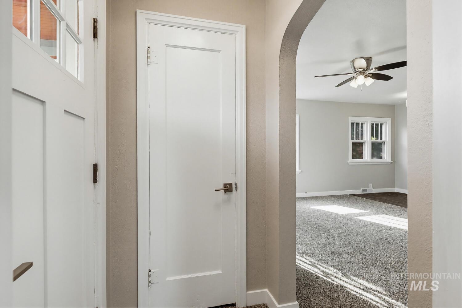 1010 Everett St, Caldwell, Idaho 83605-4169, 3 Bedrooms, 2 Bathrooms, Residential For Sale, Price $340,000, 98981102