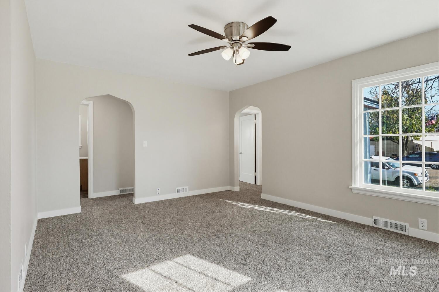 1010 Everett St, Caldwell, Idaho 83605-4169, 3 Bedrooms, 2 Bathrooms, Residential For Sale, Price $340,000, 98981102