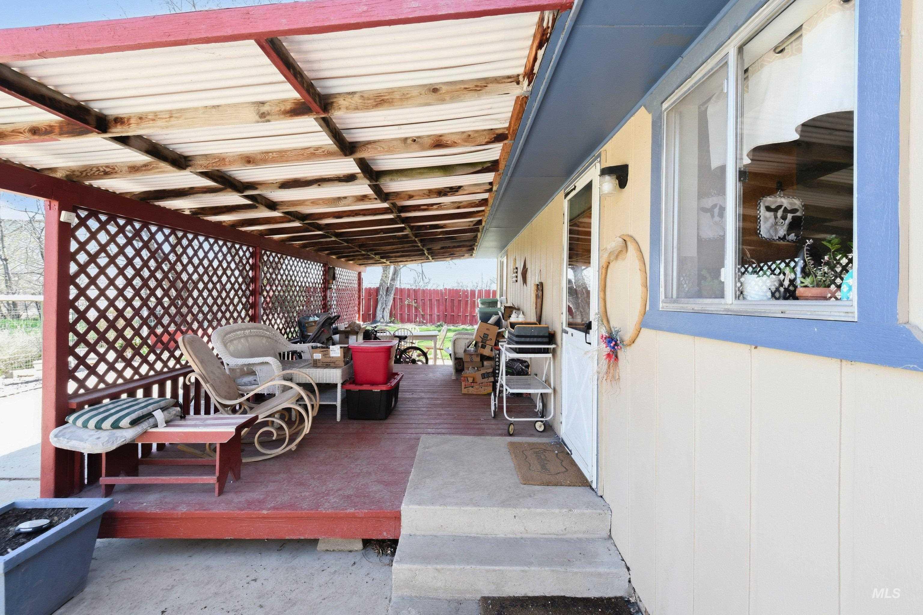 2706 N Middleton Rd., Nampa, Idaho 83651, 4 Bedrooms, 2 Bathrooms, Residential For Sale, Price $375,000, 98981104