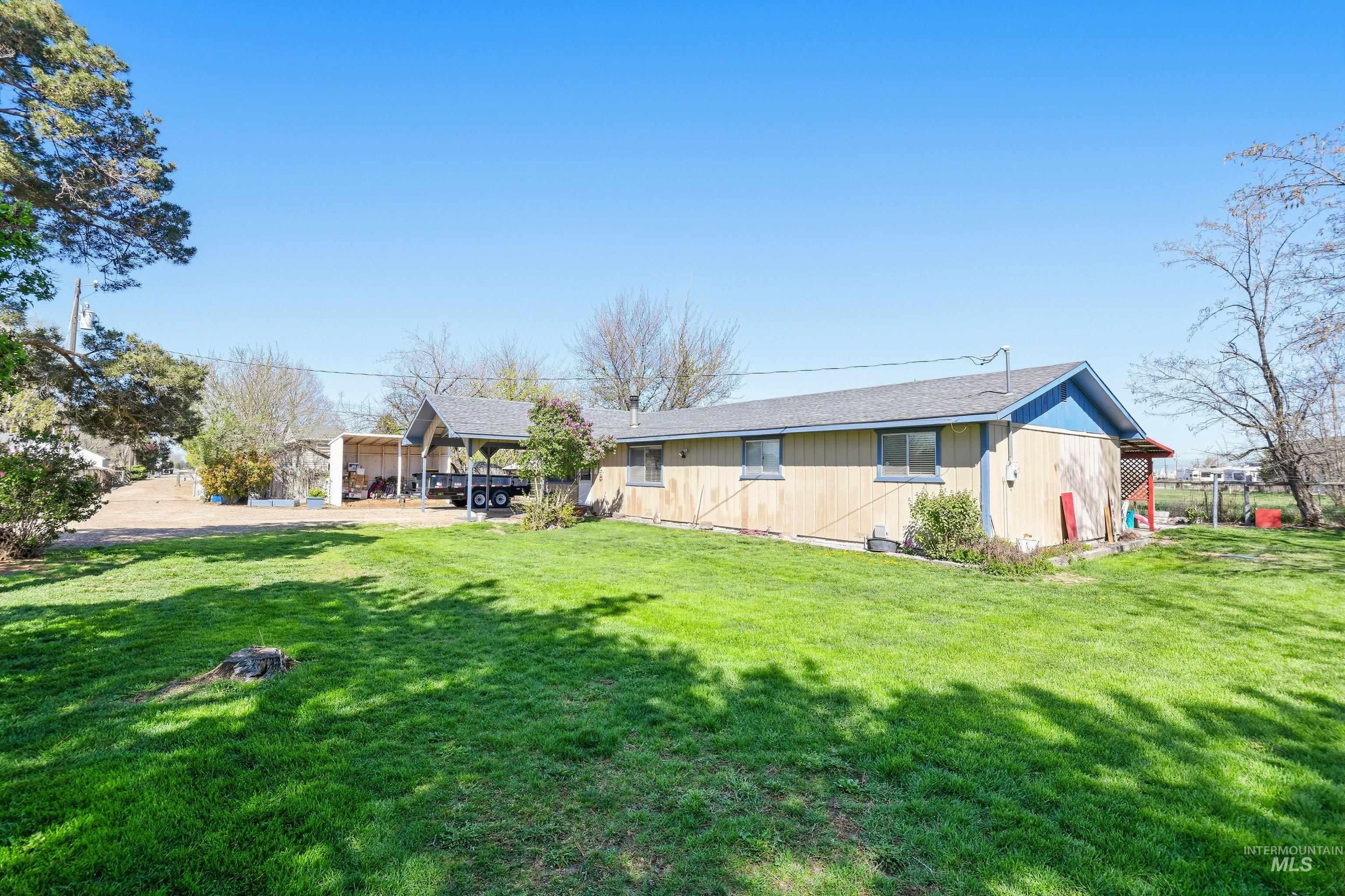 2706 N Middleton Rd., Nampa, Idaho 83651, 4 Bedrooms, 2 Bathrooms, Residential For Sale, Price $375,000, 98981104