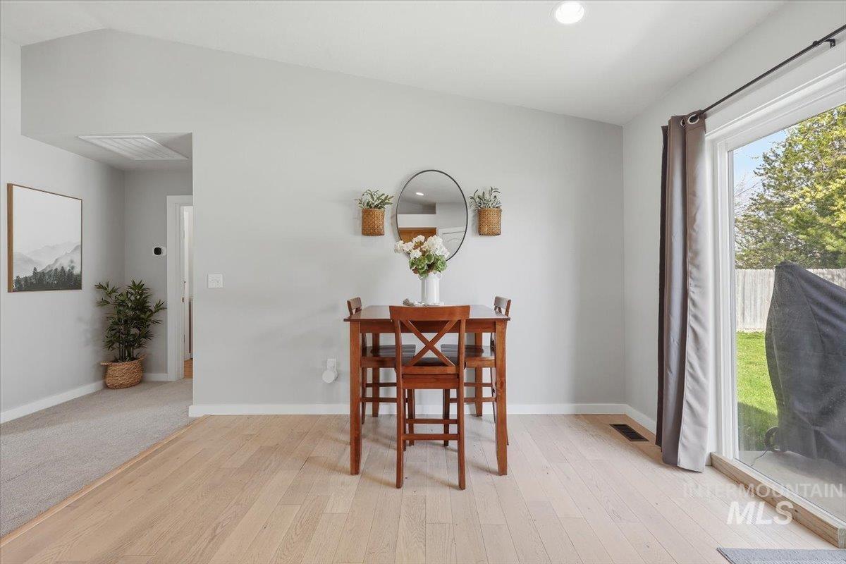 1492 S Kodiak Bear Pl, Kuna, Idaho 83634, 3 Bedrooms, 2 Bathrooms, Residential For Sale, Price $365,000, 98981105