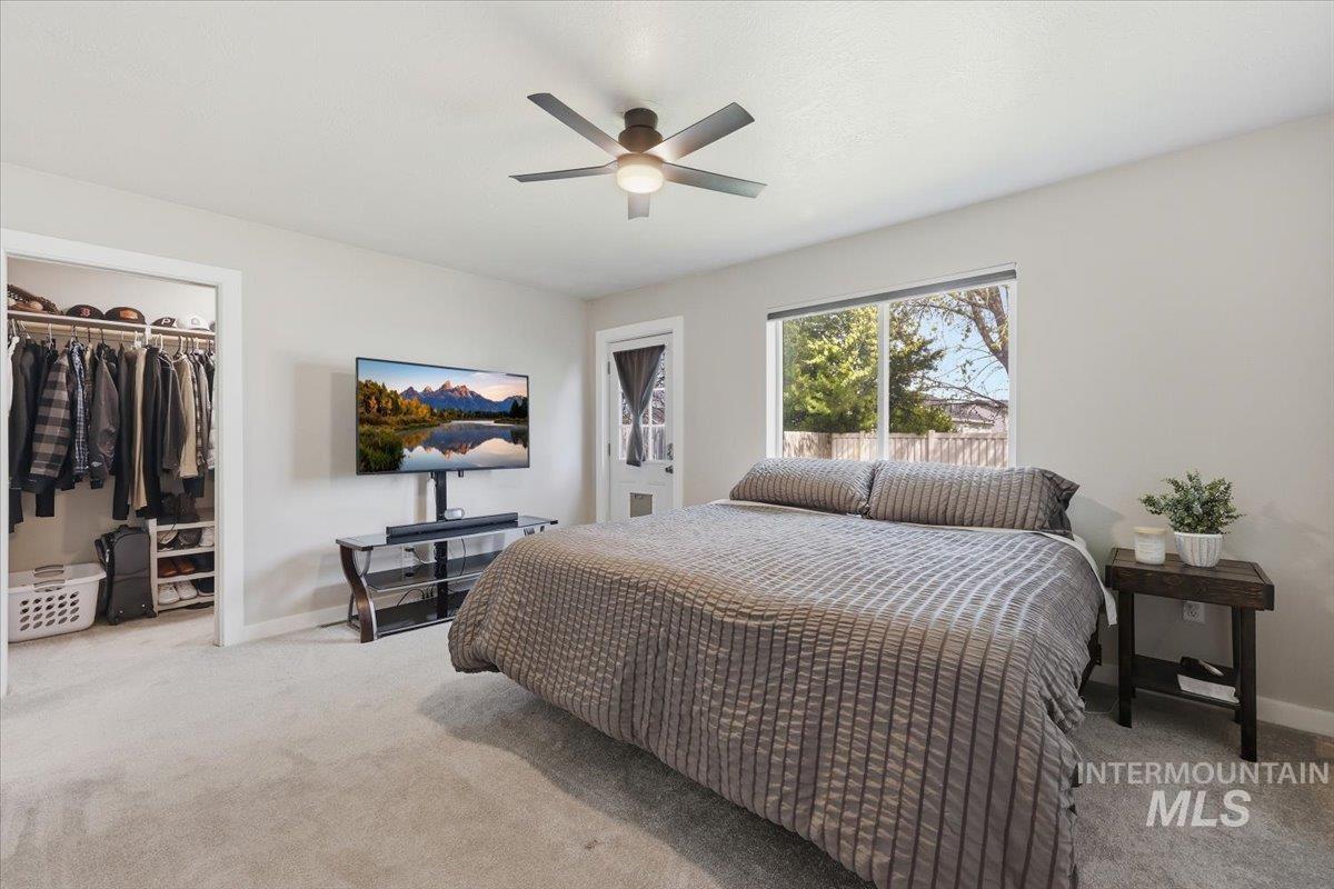 1492 S Kodiak Bear Pl, Kuna, Idaho 83634, 3 Bedrooms, 2 Bathrooms, Residential For Sale, Price $365,000, 98981105