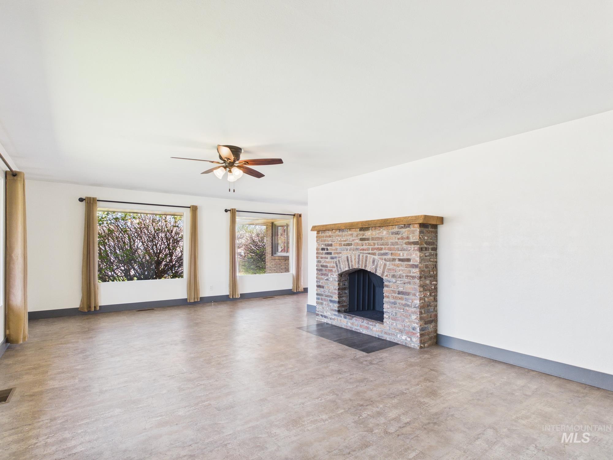 1156 14th Ave, Lewiston, Idaho 83501, 2 Bedrooms, 1 Bathroom, Residential For Sale, Price $395,000, 98981107