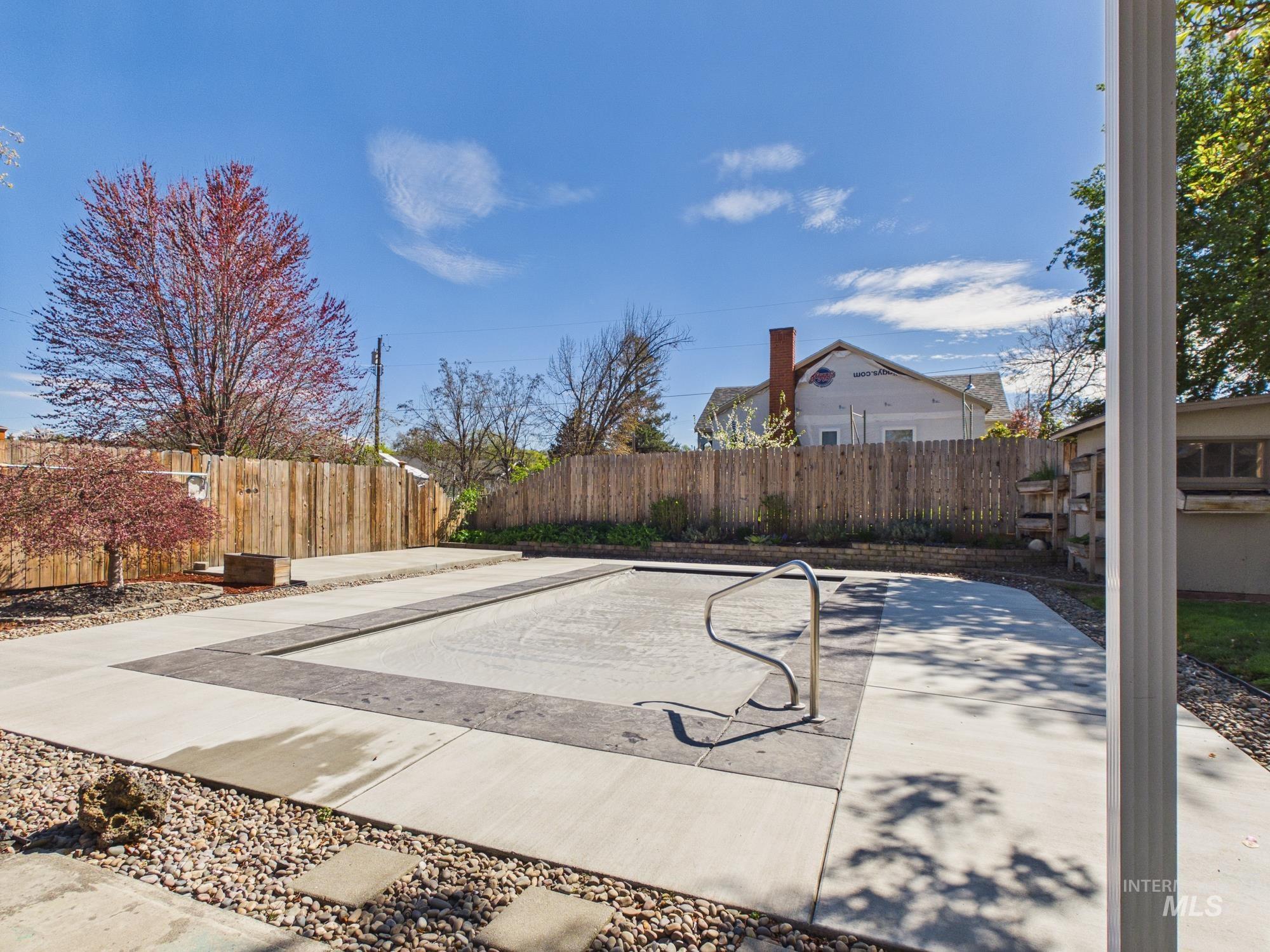 1156 14th Ave, Lewiston, Idaho 83501, 2 Bedrooms, 1 Bathroom, Residential For Sale, Price $395,000, 98981107