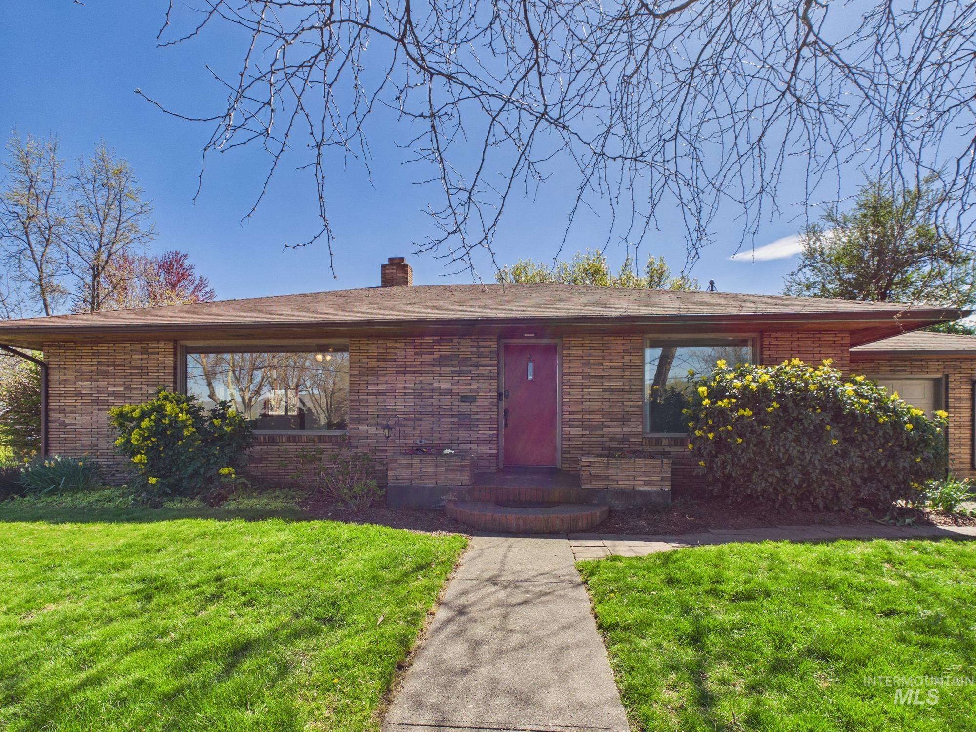 1156 14th Ave, Lewiston, Idaho 83501, 2 Bedrooms, 1 Bathroom, Residential For Sale, Price $395,000, 98981107