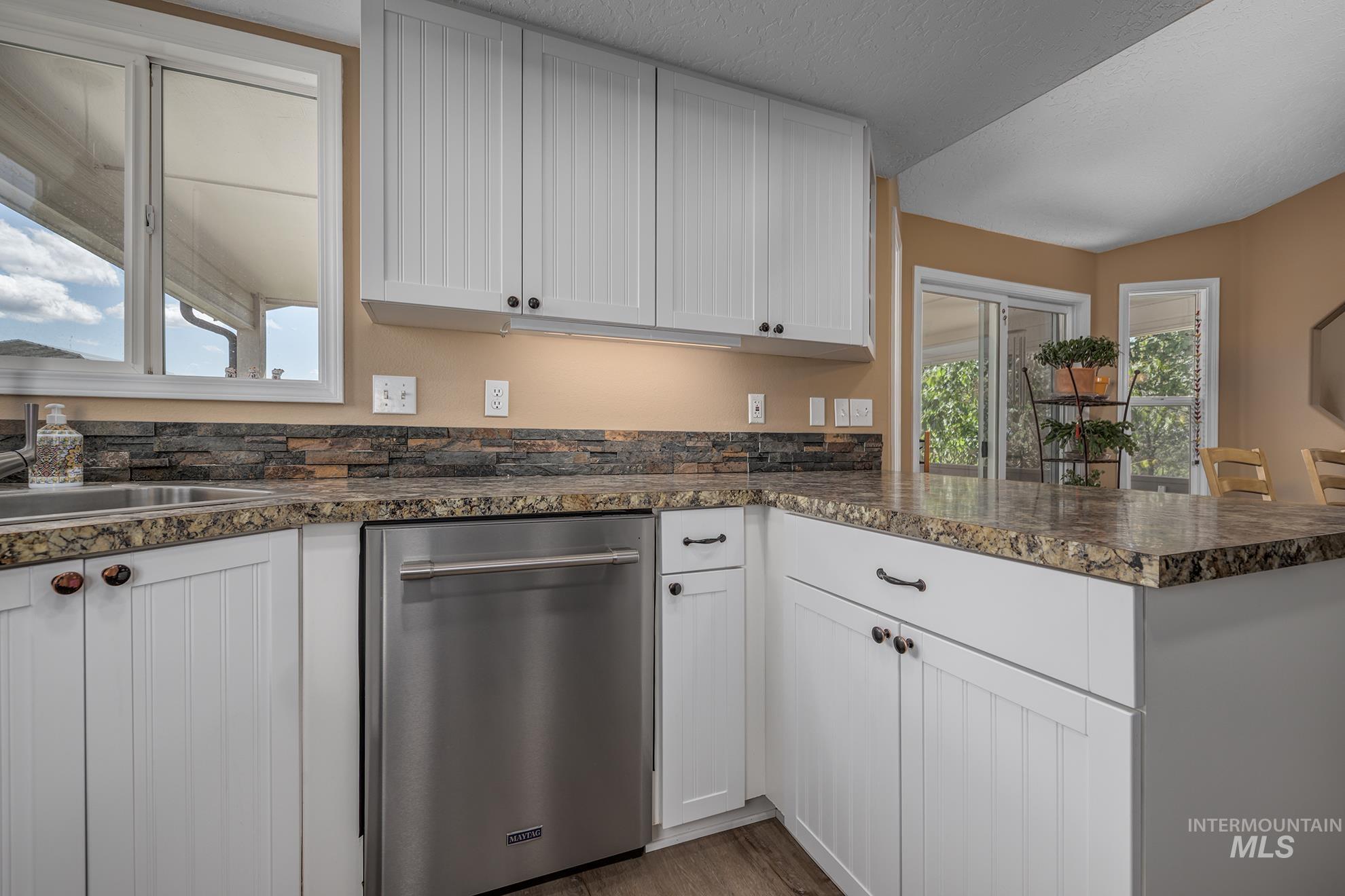 3625 NW 1st Ave, New Plymouth, Idaho 83655, 4 Bedrooms, 3 Bathrooms, Residential For Sale, Price $670,000, 98981108