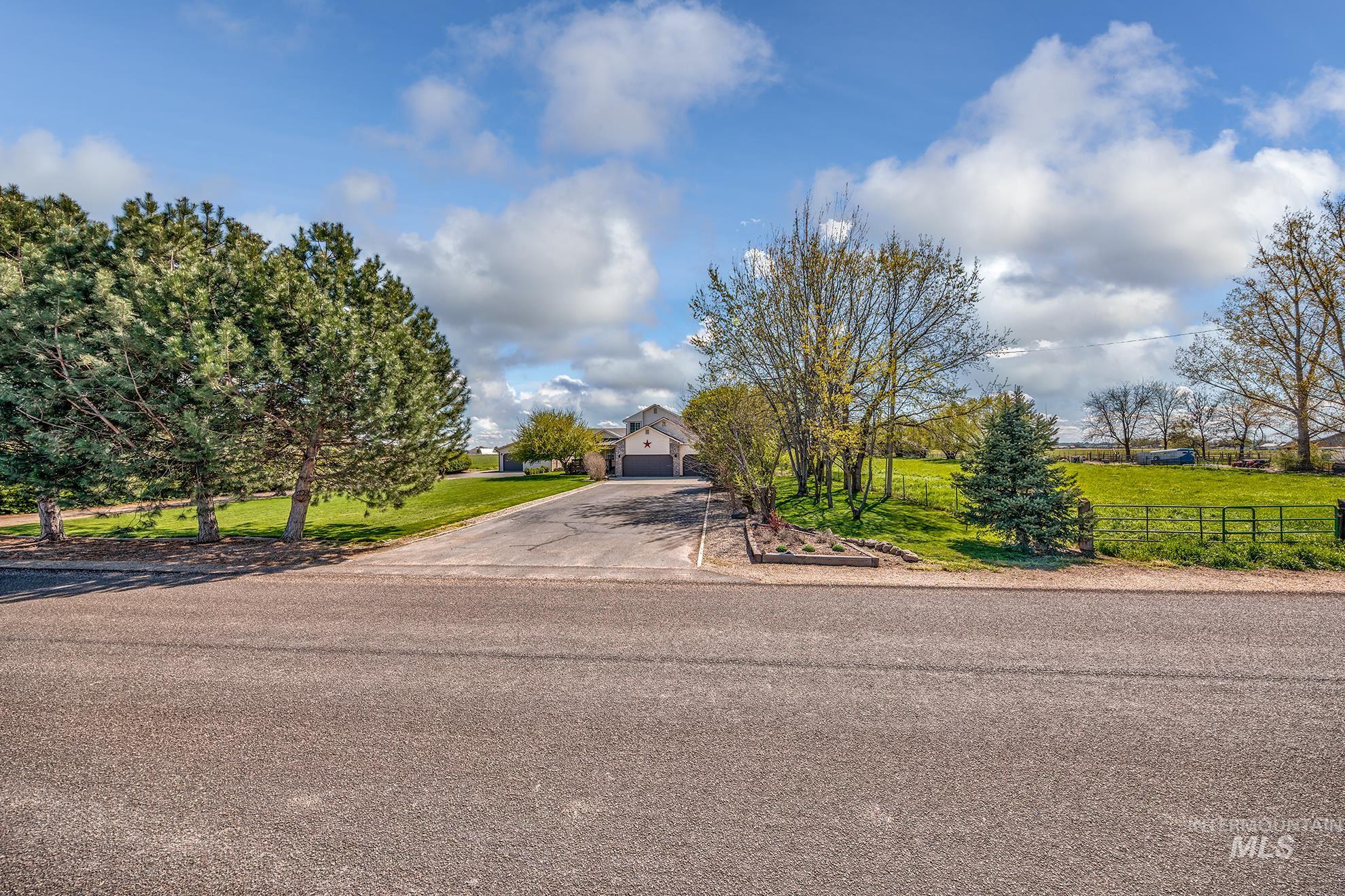 3625 NW 1st Ave, New Plymouth, Idaho 83655, 4 Bedrooms, 3 Bathrooms, Residential For Sale, Price $670,000, 98981108