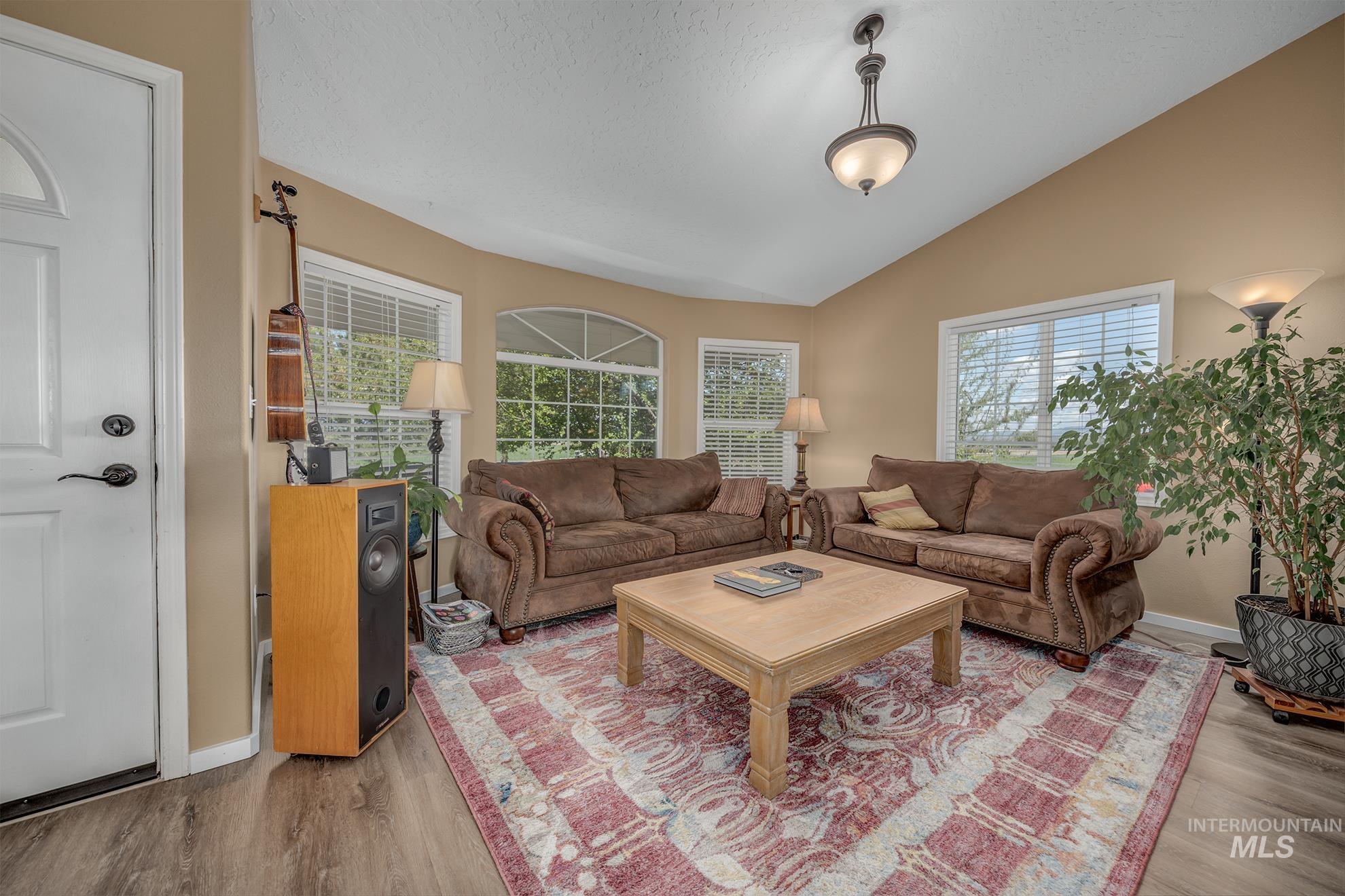 3625 NW 1st Ave, New Plymouth, Idaho 83655, 4 Bedrooms, 3 Bathrooms, Residential For Sale, Price $670,000, 98981108