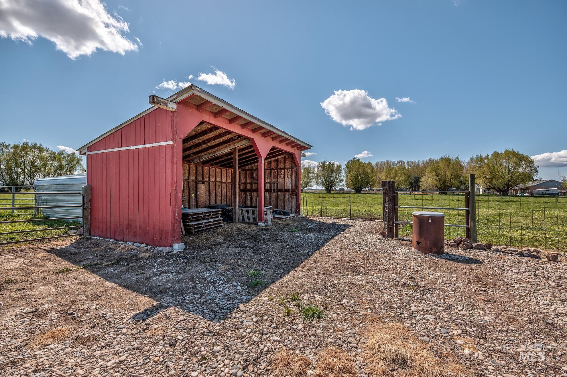 3625 NW 1st Ave, New Plymouth, Idaho 83655, 4 Bedrooms, 3 Bathrooms, Residential For Sale, Price $670,000, 98981108