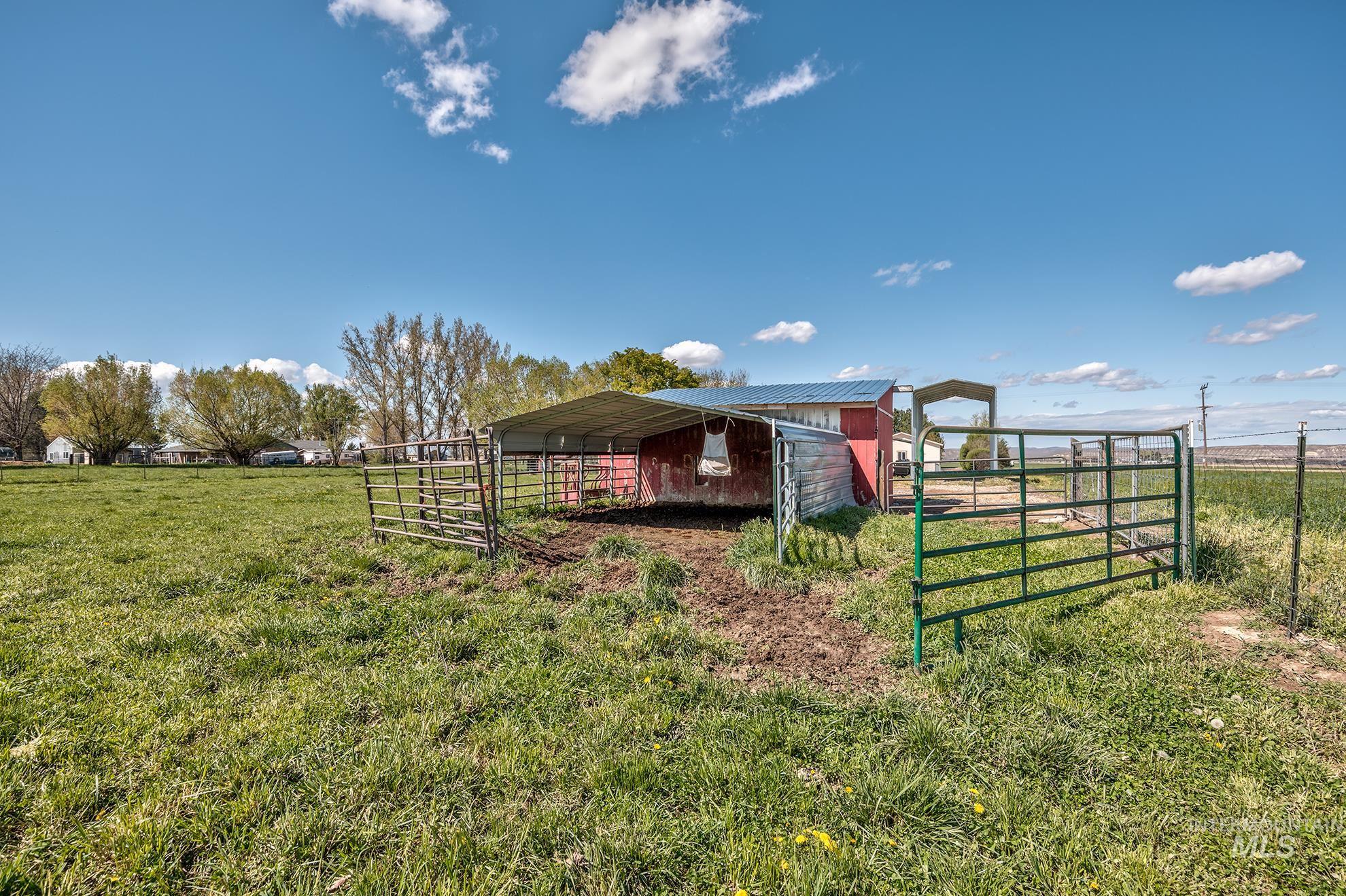 3625 NW 1st Ave, New Plymouth, Idaho 83655, 4 Bedrooms, 3 Bathrooms, Residential For Sale, Price $670,000, 98981108