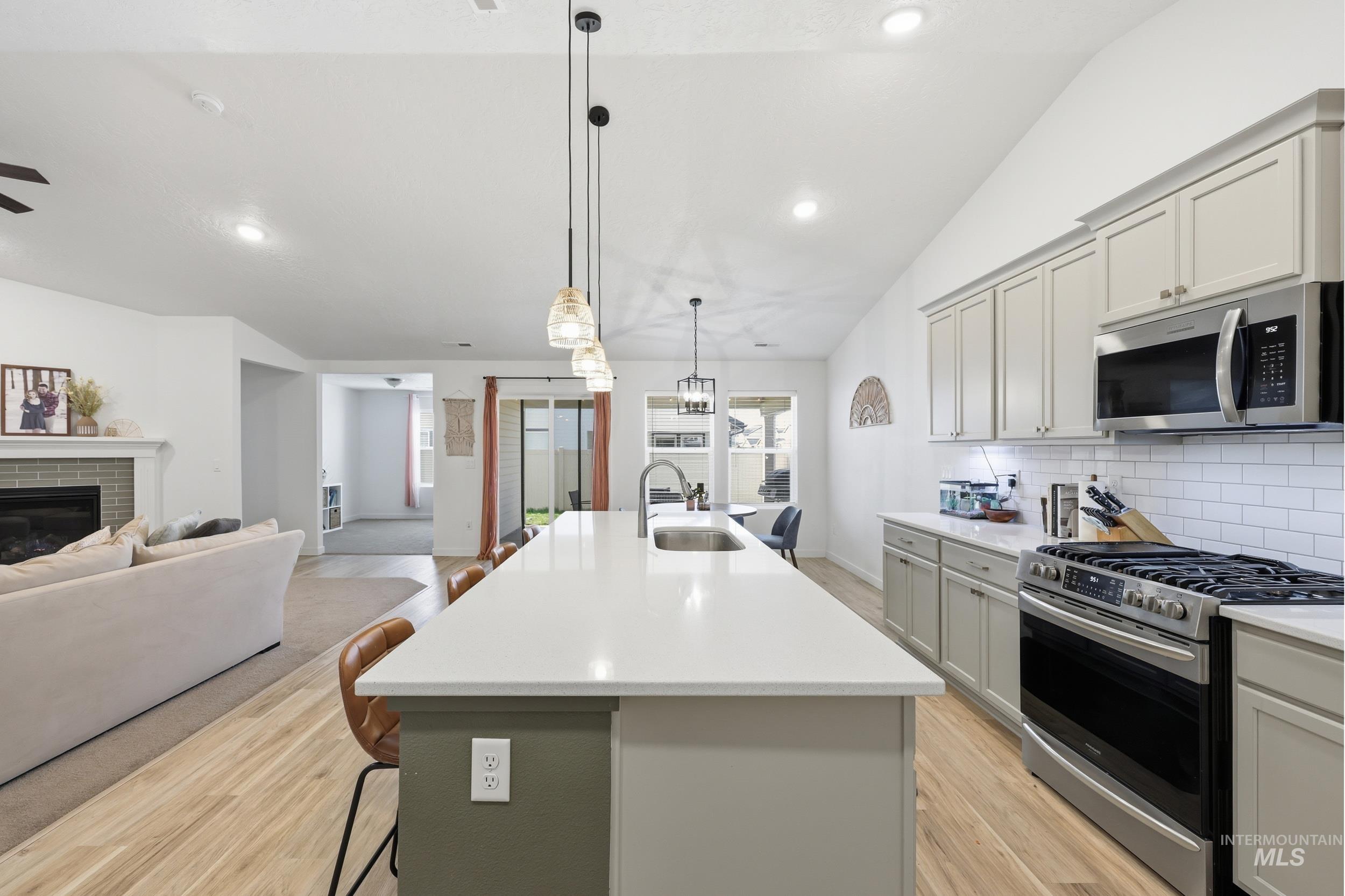 7691 E Savanna River, Nampa, Idaho 83687, 3 Bedrooms, 2 Bathrooms, Residential For Sale, Price $474,999, 98981111