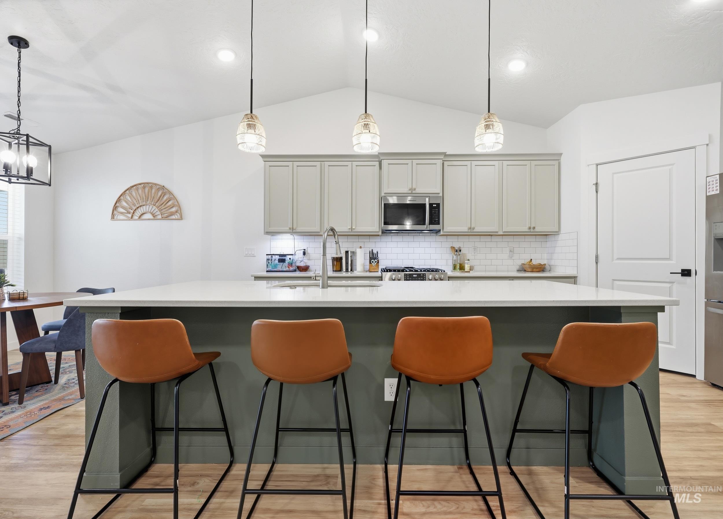 7691 E Savanna River, Nampa, Idaho 83687, 3 Bedrooms, 2 Bathrooms, Residential For Sale, Price $474,999, 98981111