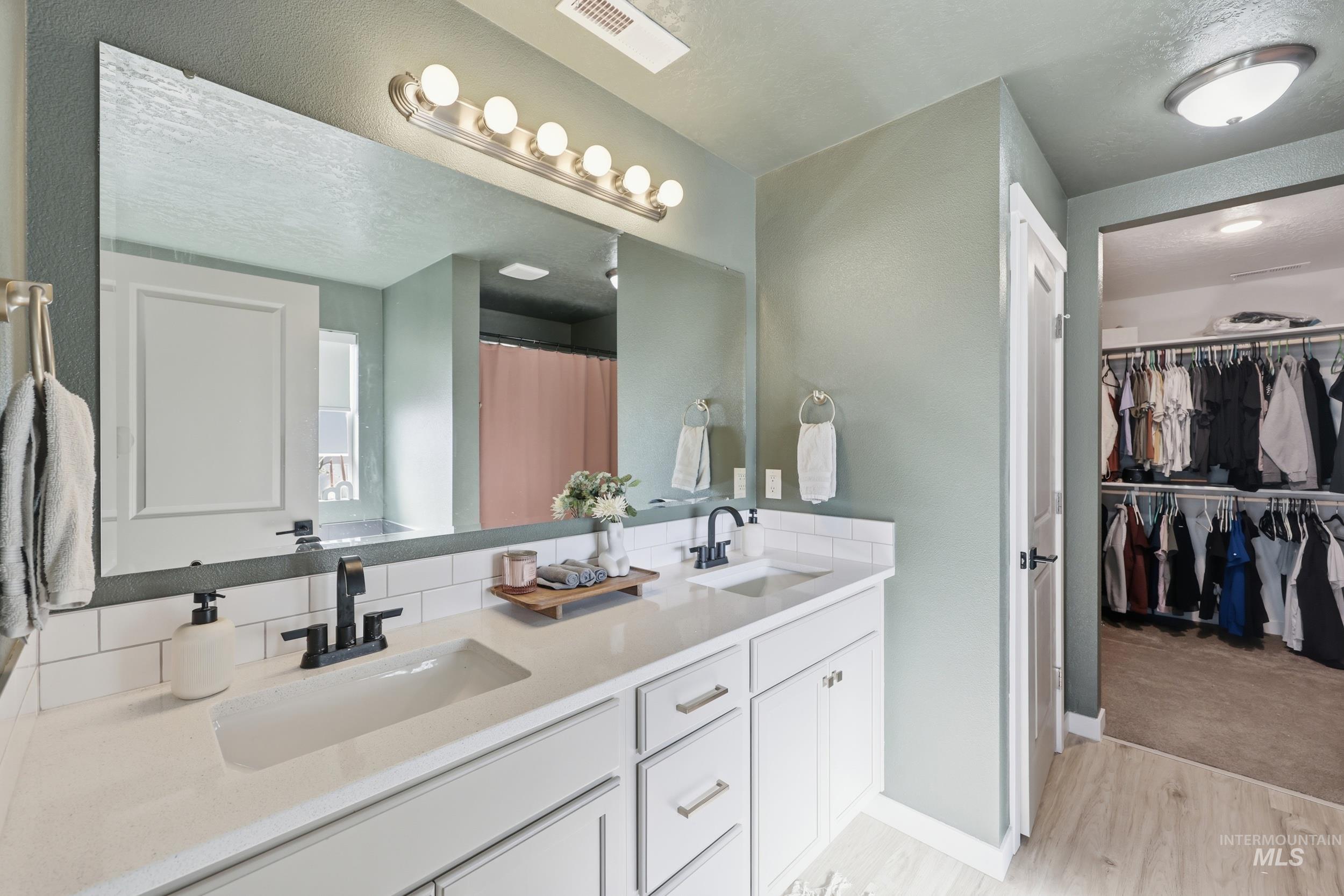 7691 E Savanna River, Nampa, Idaho 83687, 3 Bedrooms, 2 Bathrooms, Residential For Sale, Price $474,999, 98981111