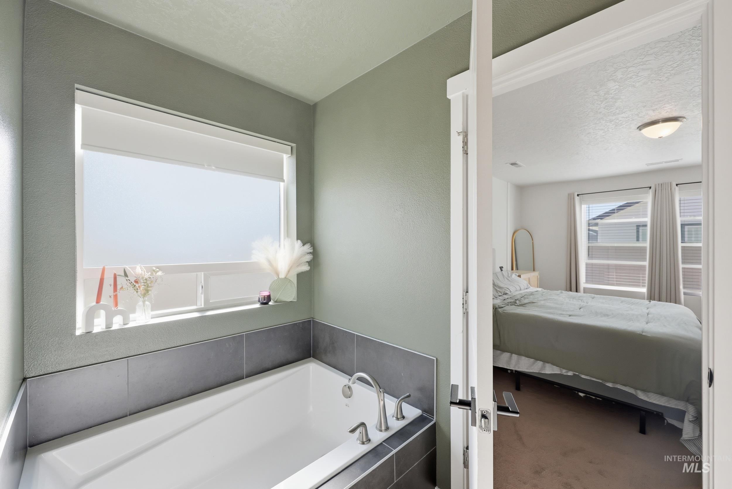 7691 E Savanna River, Nampa, Idaho 83687, 3 Bedrooms, 2 Bathrooms, Residential For Sale, Price $474,999, 98981111