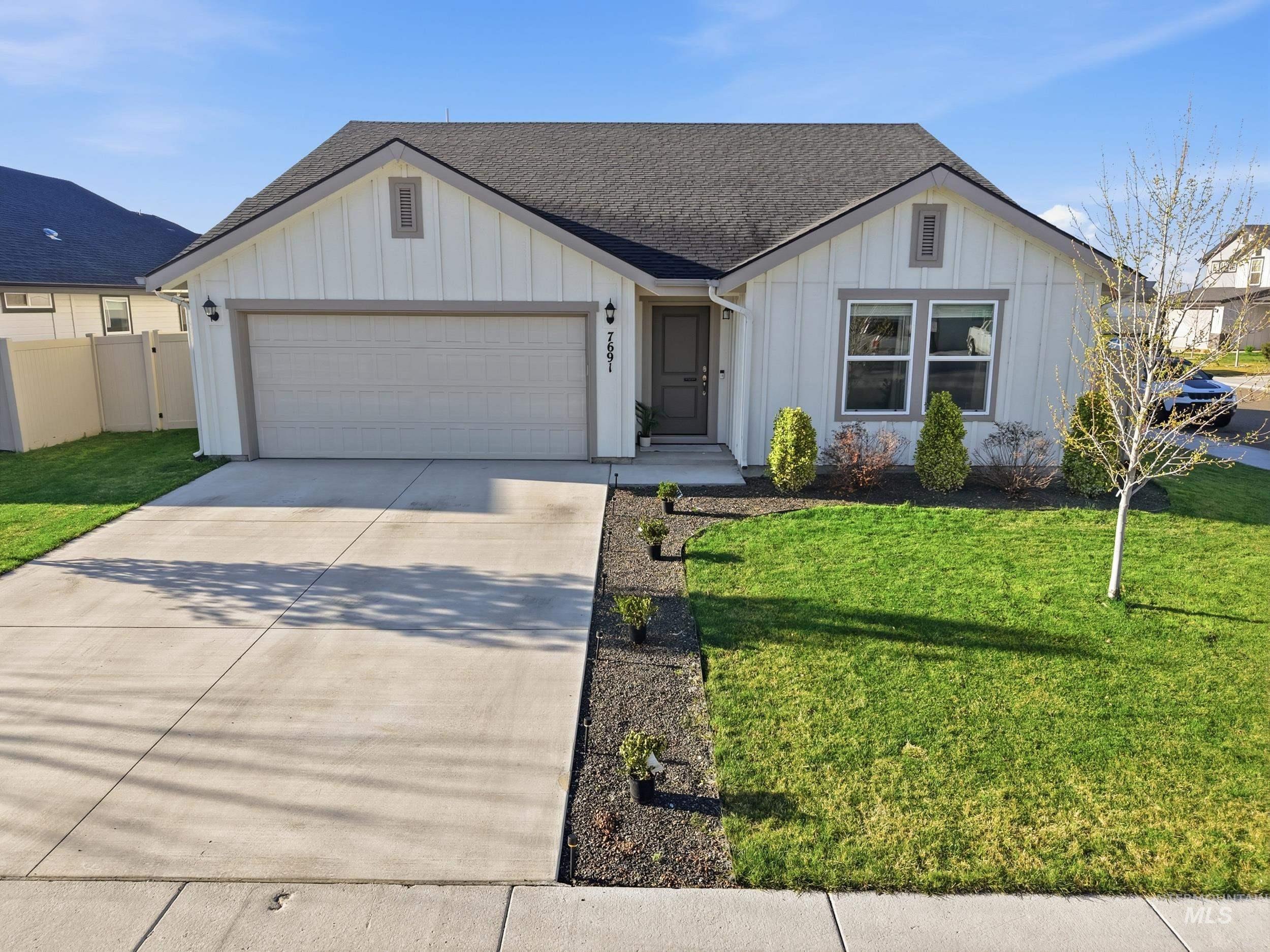 7691 E Savanna River, Nampa, Idaho 83687, 3 Bedrooms, 2 Bathrooms, Residential For Sale, Price $474,999, 98981111