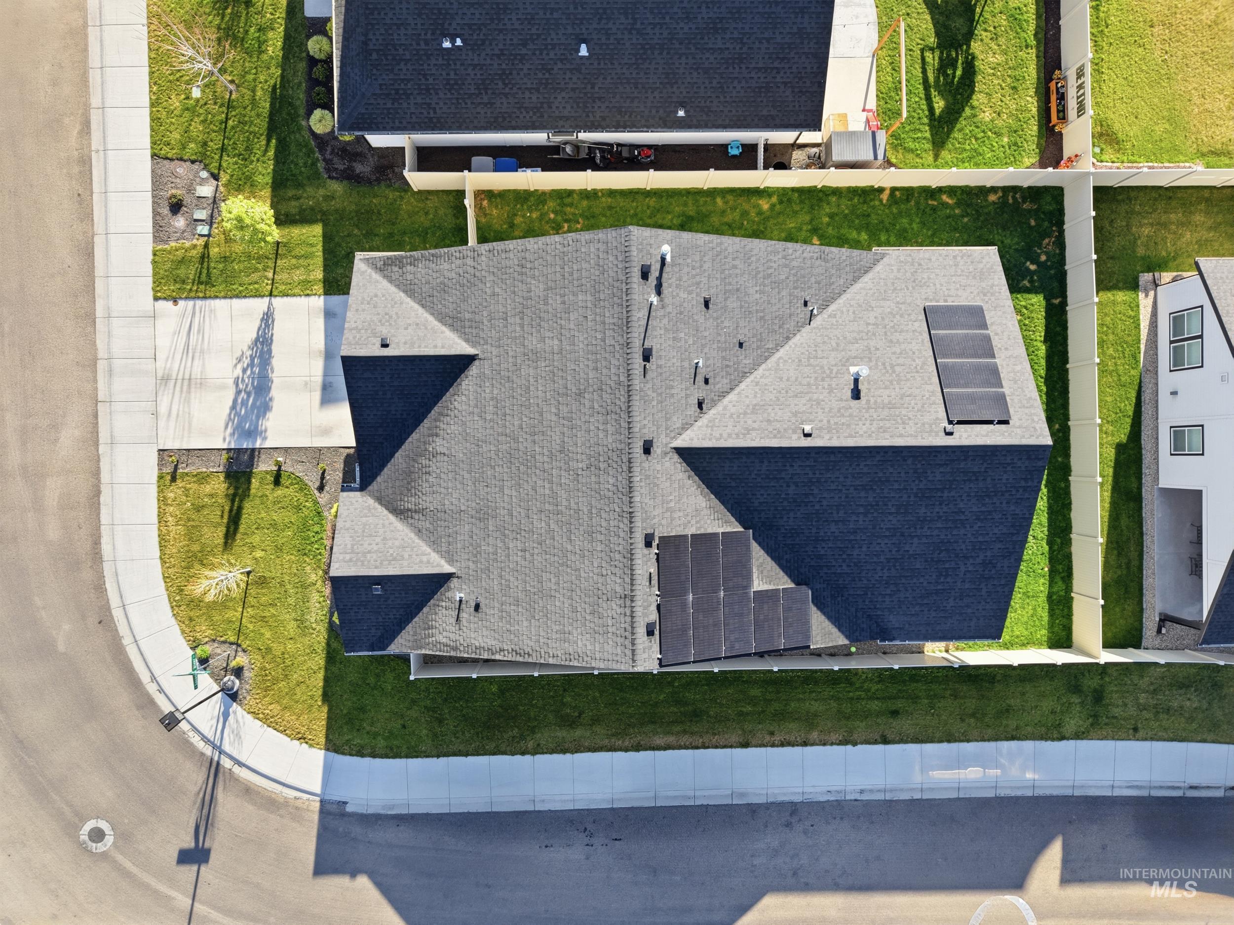 7691 E Savanna River, Nampa, Idaho 83687, 3 Bedrooms, 2 Bathrooms, Residential For Sale, Price $474,999, 98981111