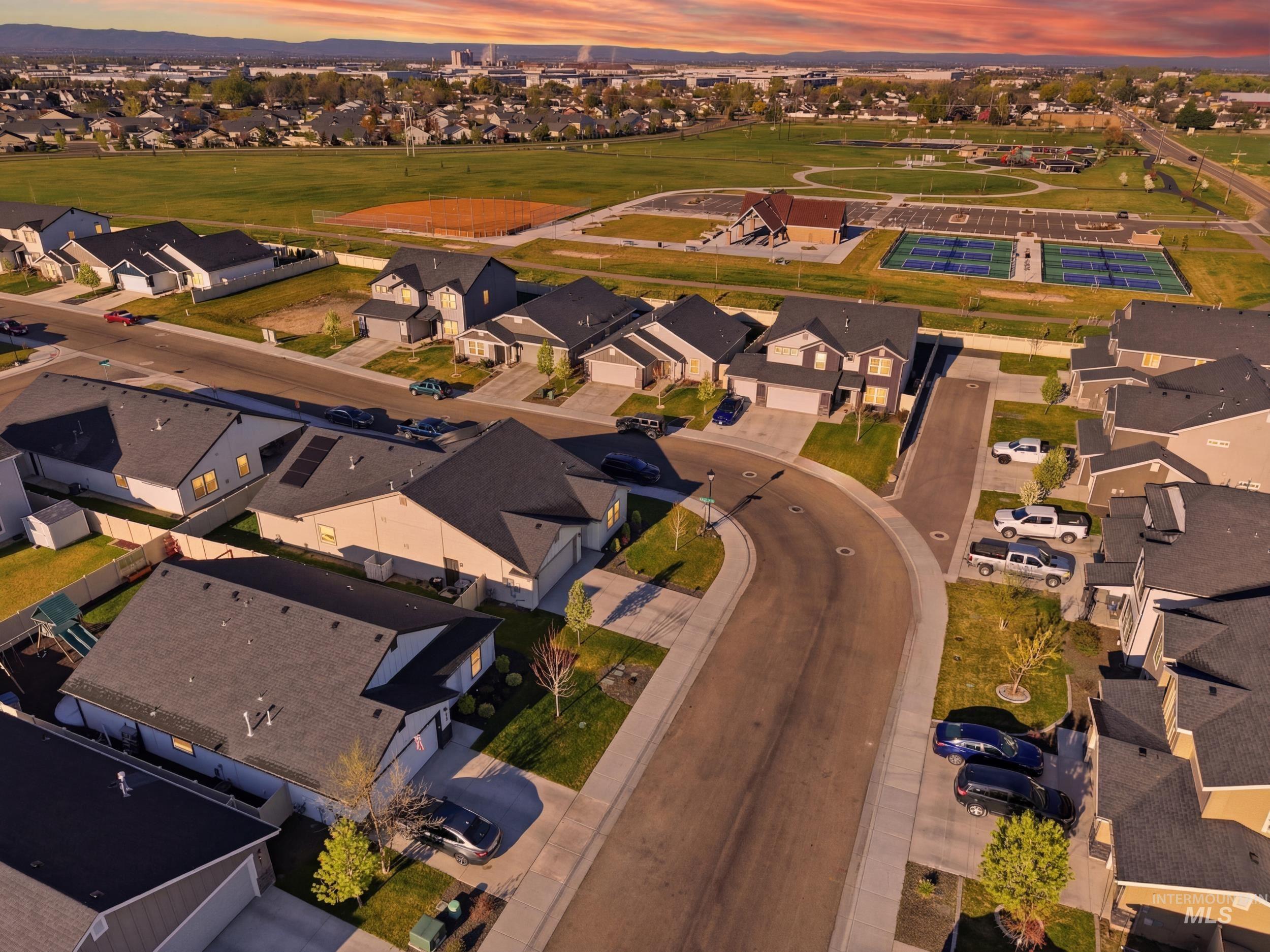 7691 E Savanna River, Nampa, Idaho 83687, 3 Bedrooms, 2 Bathrooms, Residential For Sale, Price $474,999, 98981111