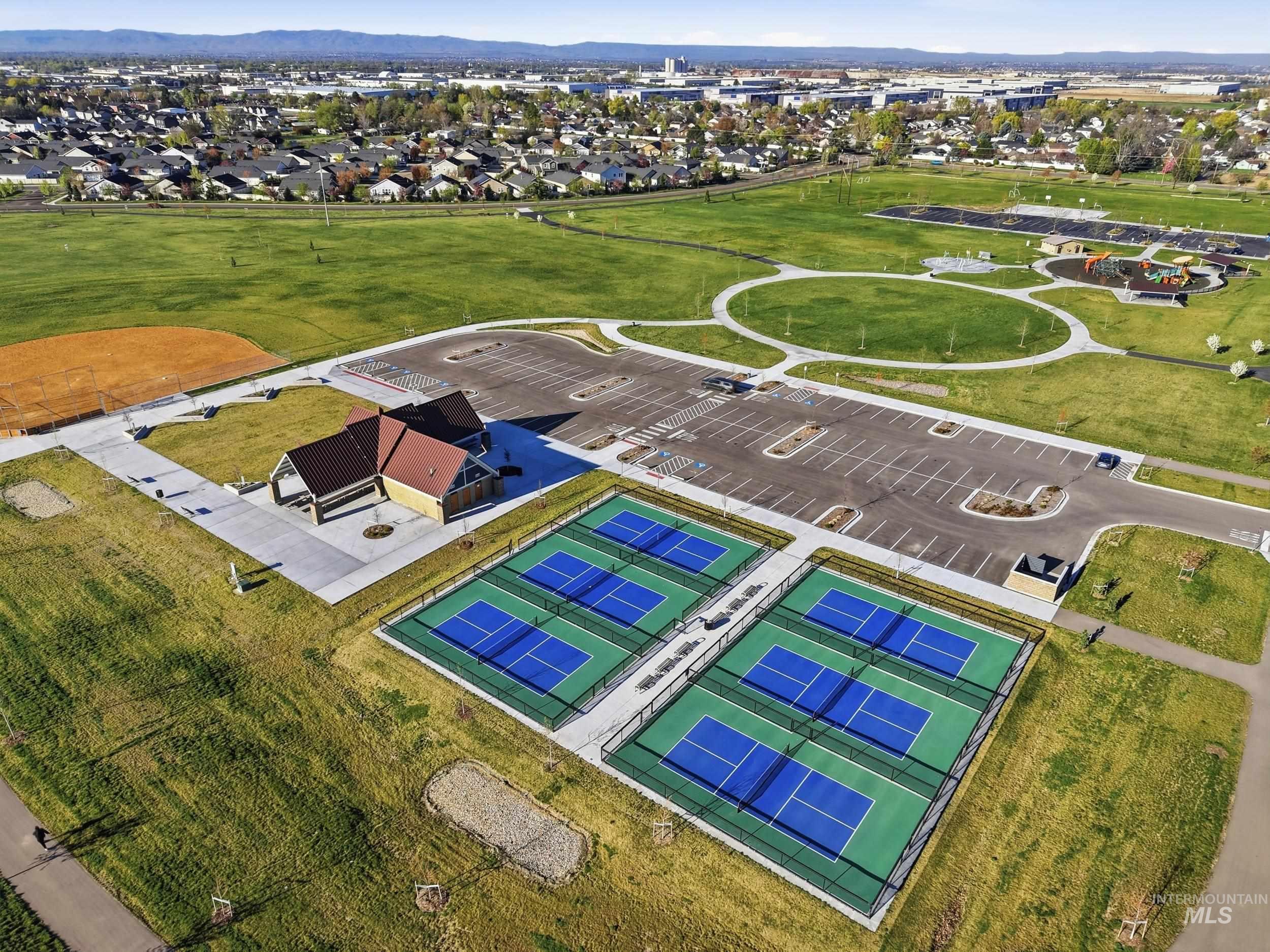 7691 E Savanna River, Nampa, Idaho 83687, 3 Bedrooms, 2 Bathrooms, Residential For Sale, Price $474,999, 98981111