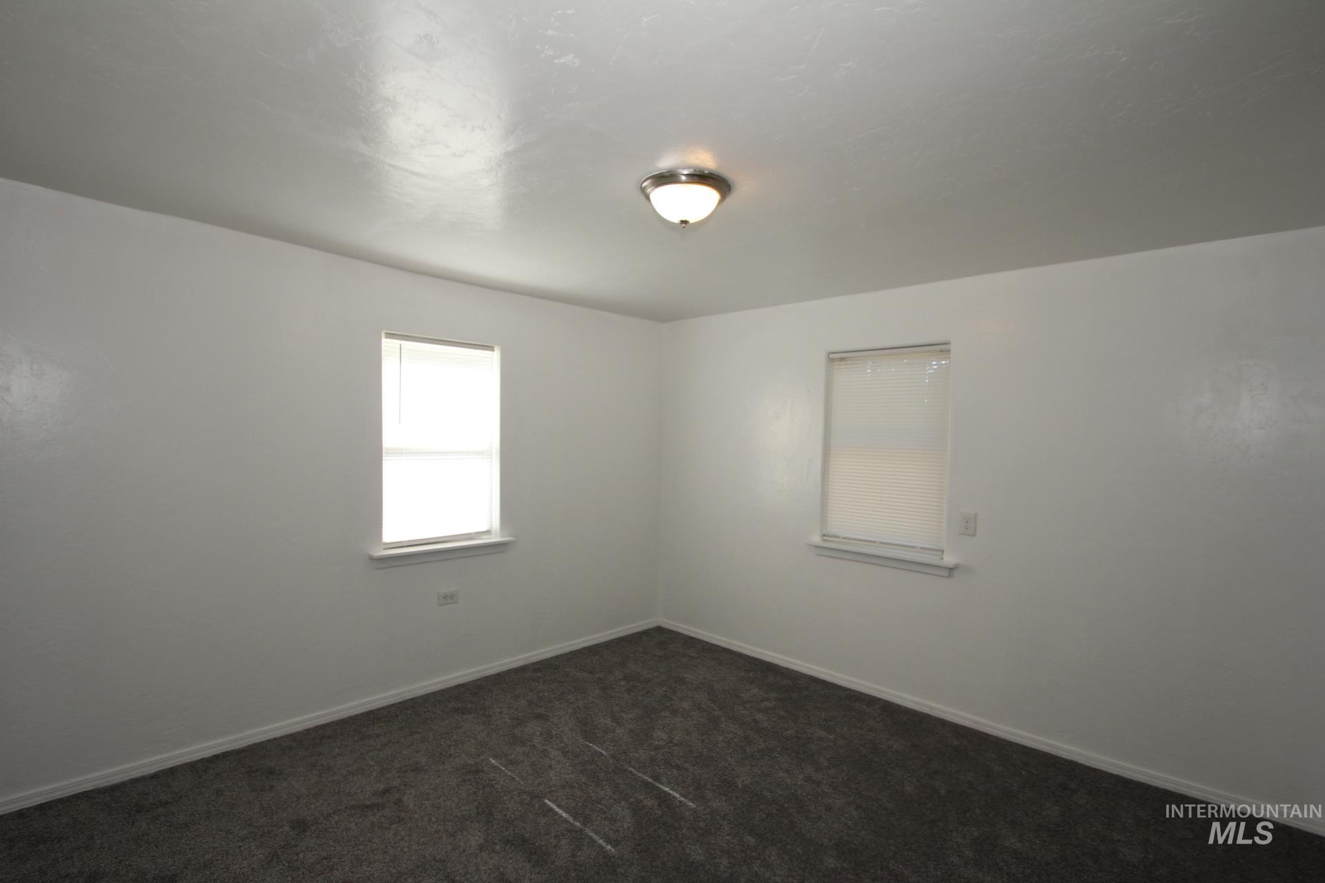 1023 E Elgin St, Caldwell, Idaho 83605, 2 Bedrooms, 1 Bathroom, Residential For Sale, Price $271,999, 98981113