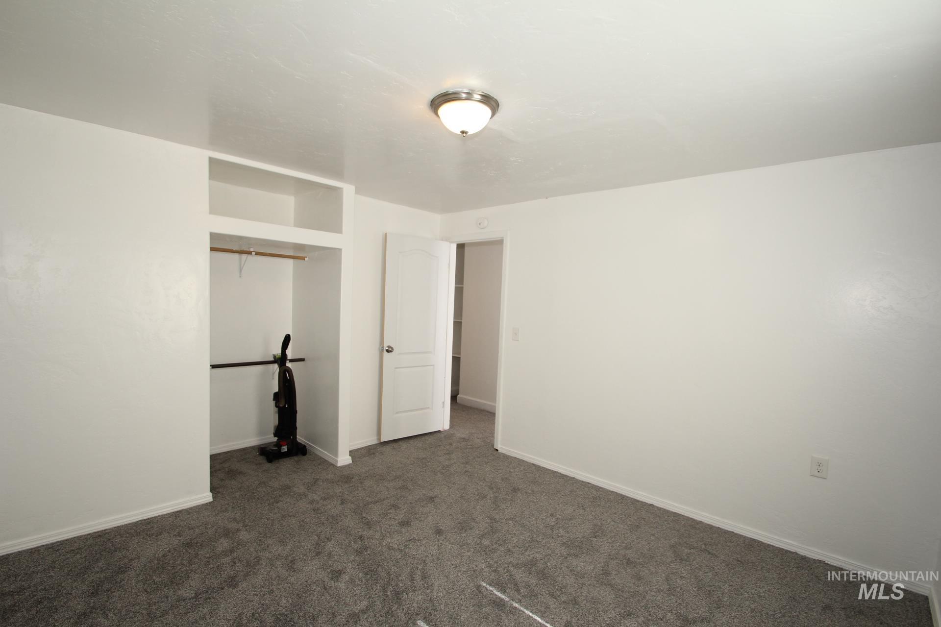 1023 E Elgin St, Caldwell, Idaho 83605, 2 Bedrooms, 1 Bathroom, Residential For Sale, Price $271,999, 98981113