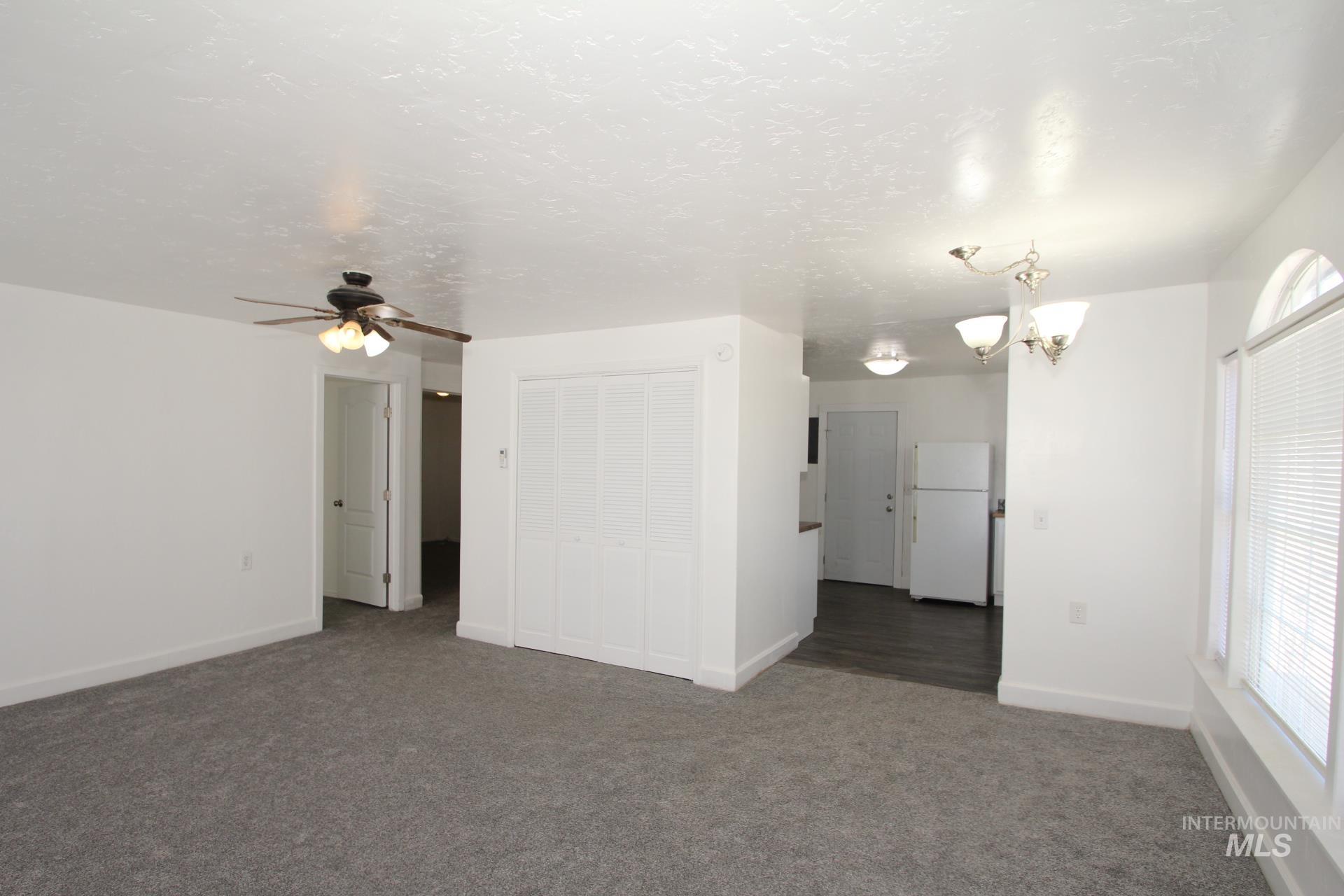 1023 E Elgin St, Caldwell, Idaho 83605, 2 Bedrooms, 1 Bathroom, Residential For Sale, Price $271,999, 98981113