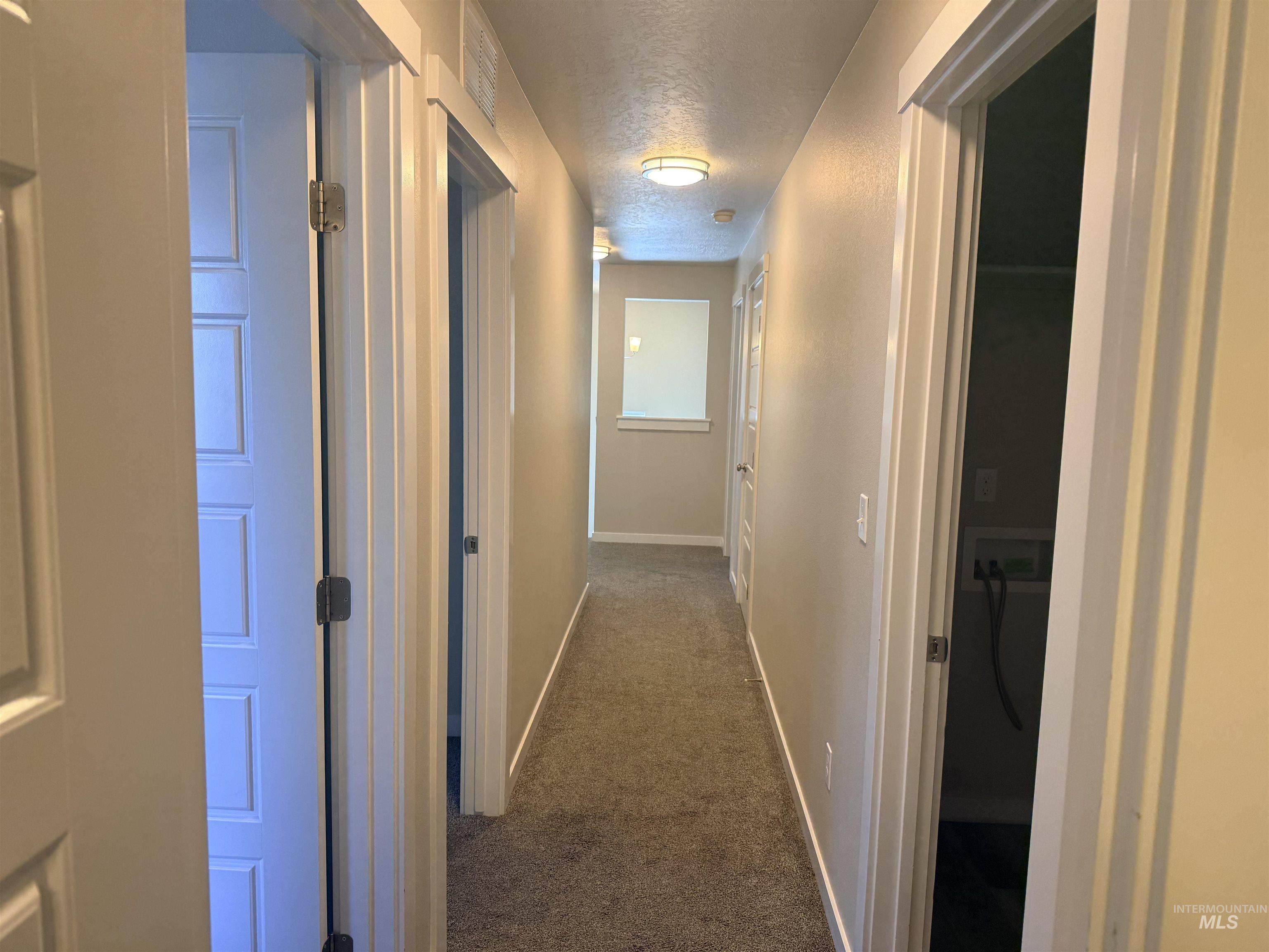 1093 N Bowknot Lake Pl, Star, Idaho 83669, 5 Bedrooms, 2.5 Bathrooms, Residential For Sale, Price $564,900, 98981115