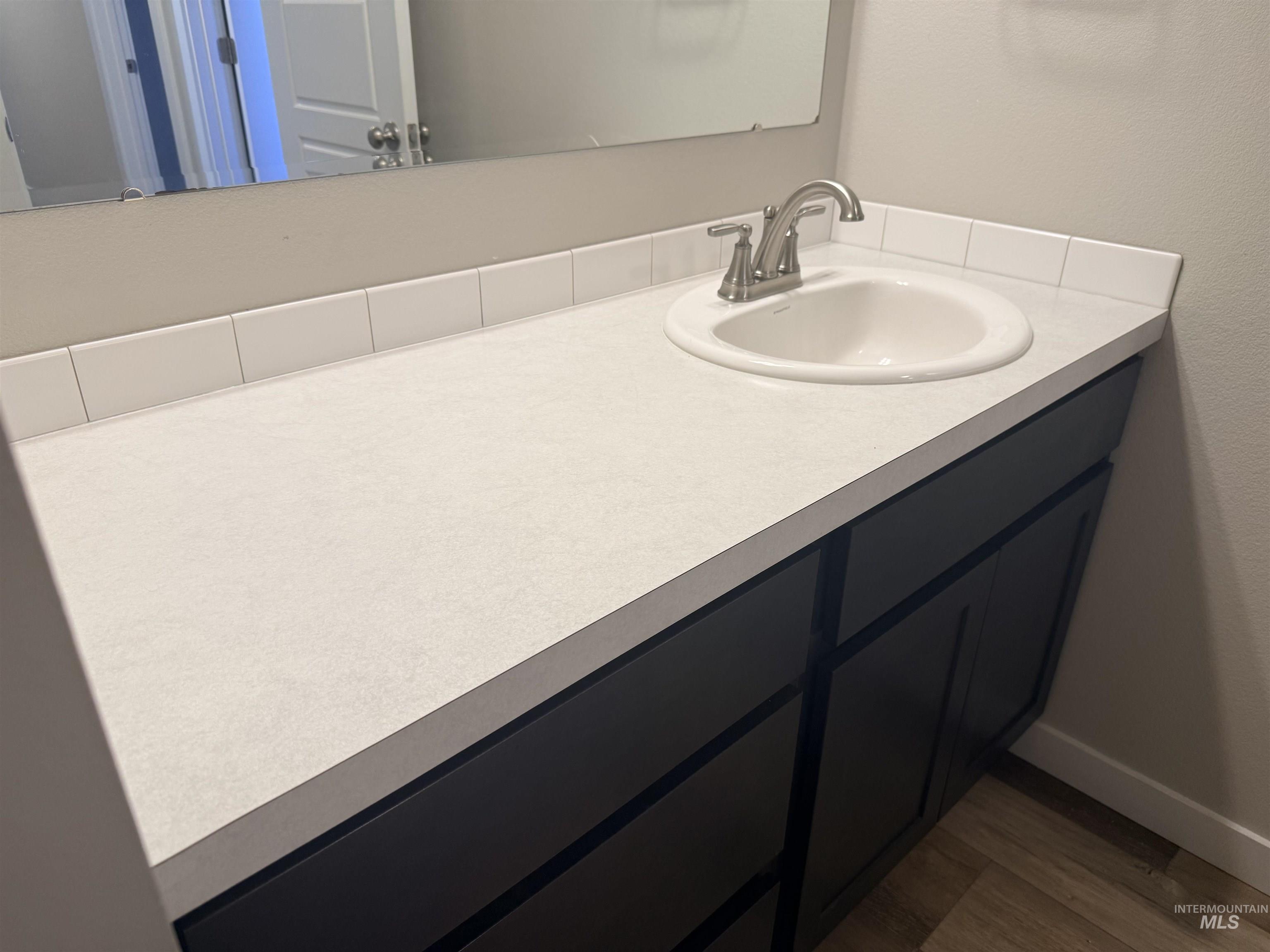 1093 N Bowknot Lake Pl, Star, Idaho 83669, 5 Bedrooms, 2.5 Bathrooms, Residential For Sale, Price $564,900, 98981115