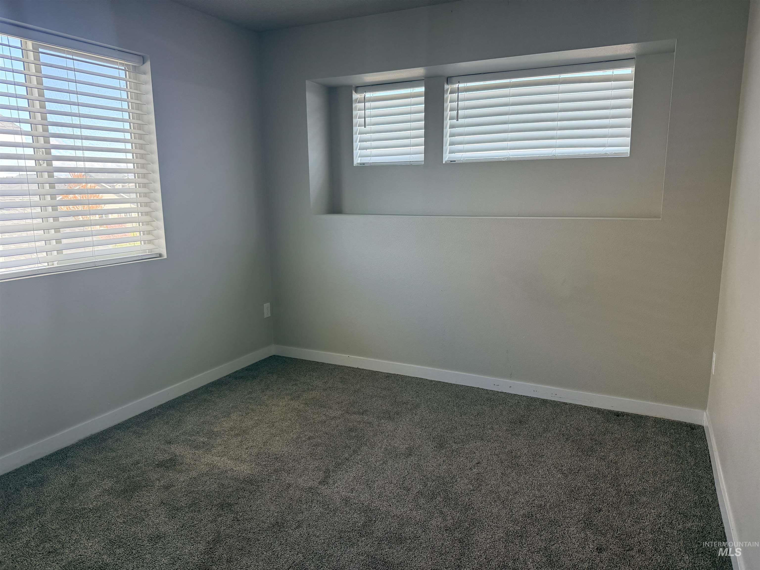 1093 N Bowknot Lake Pl, Star, Idaho 83669, 5 Bedrooms, 2.5 Bathrooms, Residential For Sale, Price $564,900, 98981115