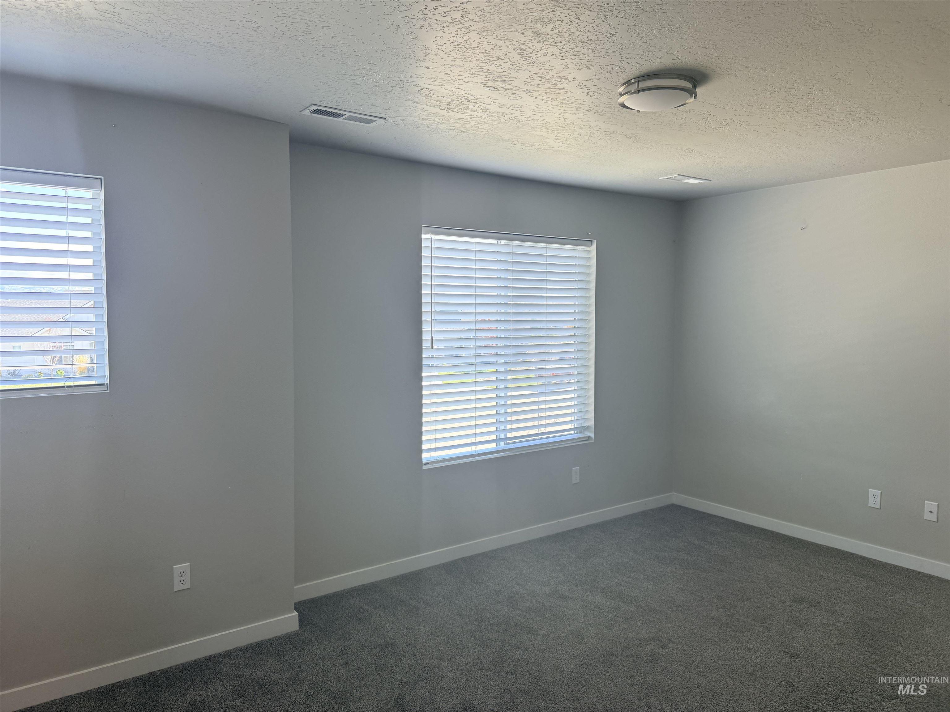 1093 N Bowknot Lake Pl, Star, Idaho 83669, 5 Bedrooms, 2.5 Bathrooms, Residential For Sale, Price $564,900, 98981115