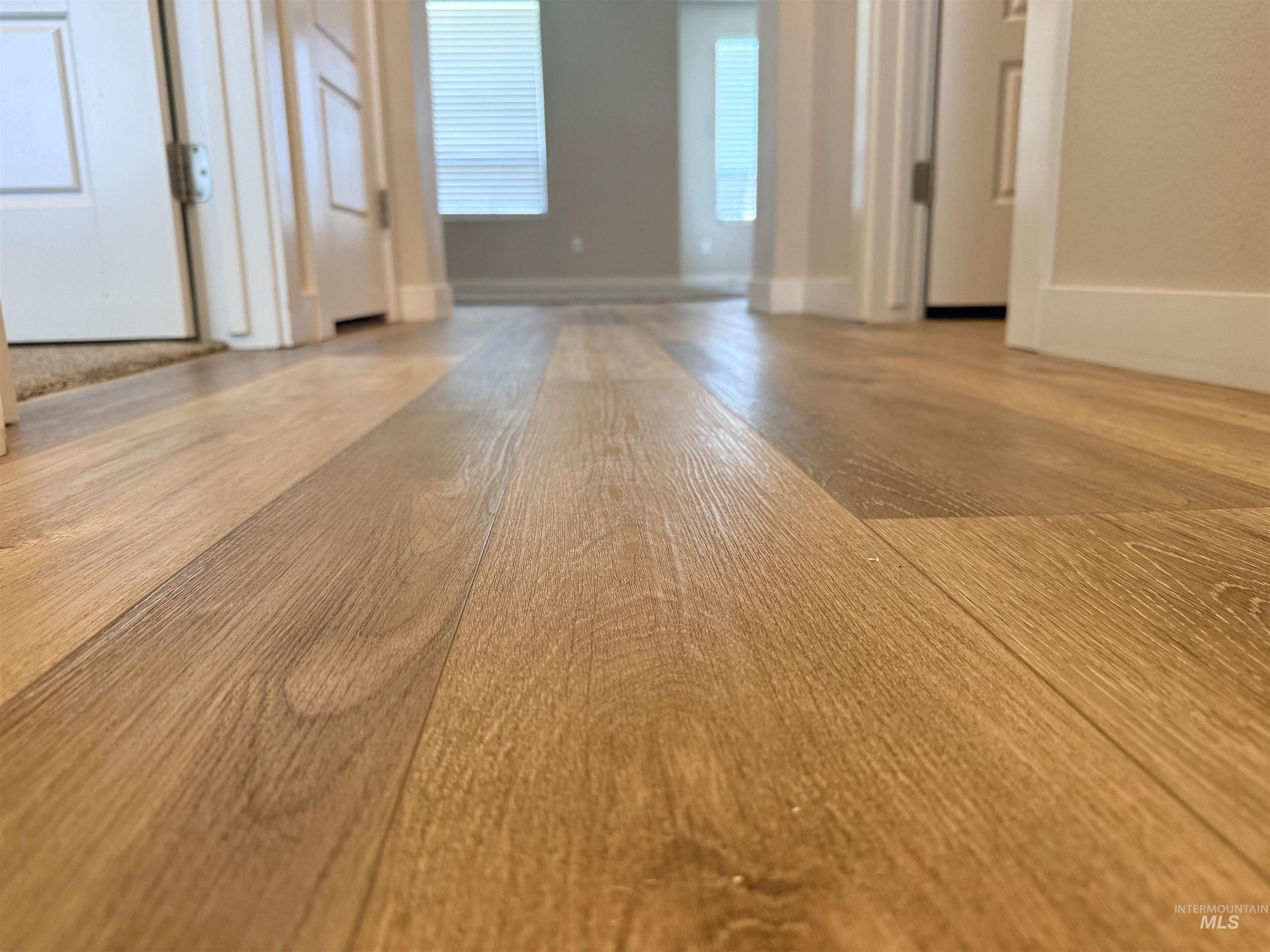 1093 N Bowknot Lake Pl, Star, Idaho 83669, 5 Bedrooms, 2.5 Bathrooms, Residential For Sale, Price $564,900, 98981115