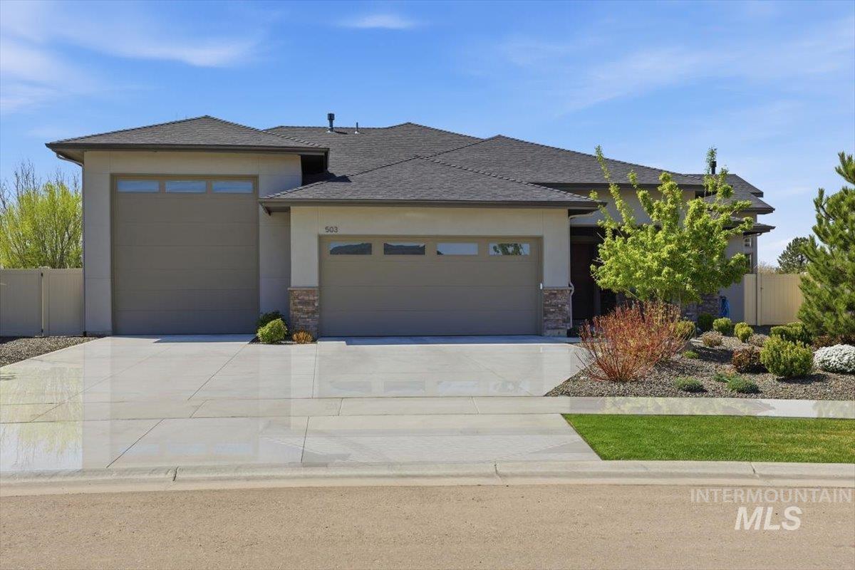 503 N Creekwater Ave, Eagle, Idaho 83616, 4 Bedrooms, 3.5 Bathrooms, Residential For Sale, Price $1,150,000, 98981116