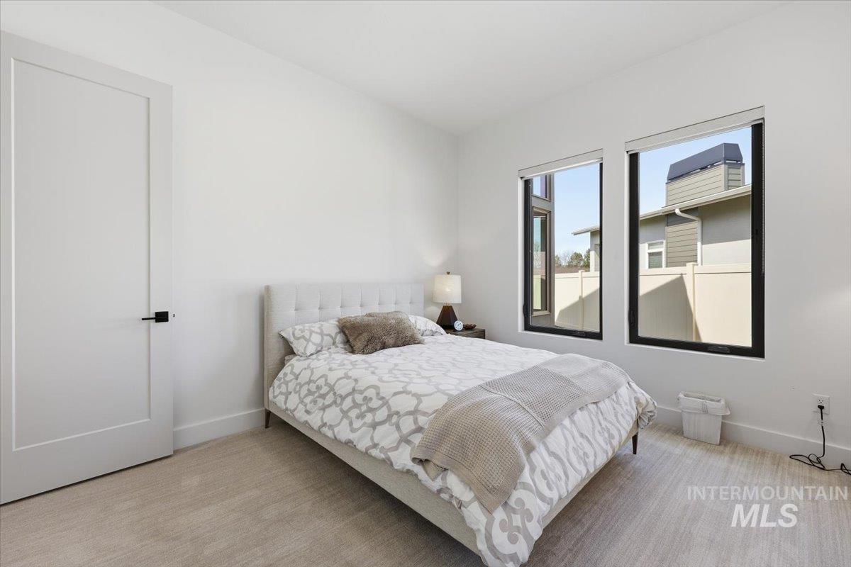 503 N Creekwater Ave, Eagle, Idaho 83616, 4 Bedrooms, 3.5 Bathrooms, Residential For Sale, Price $1,150,000, 98981116