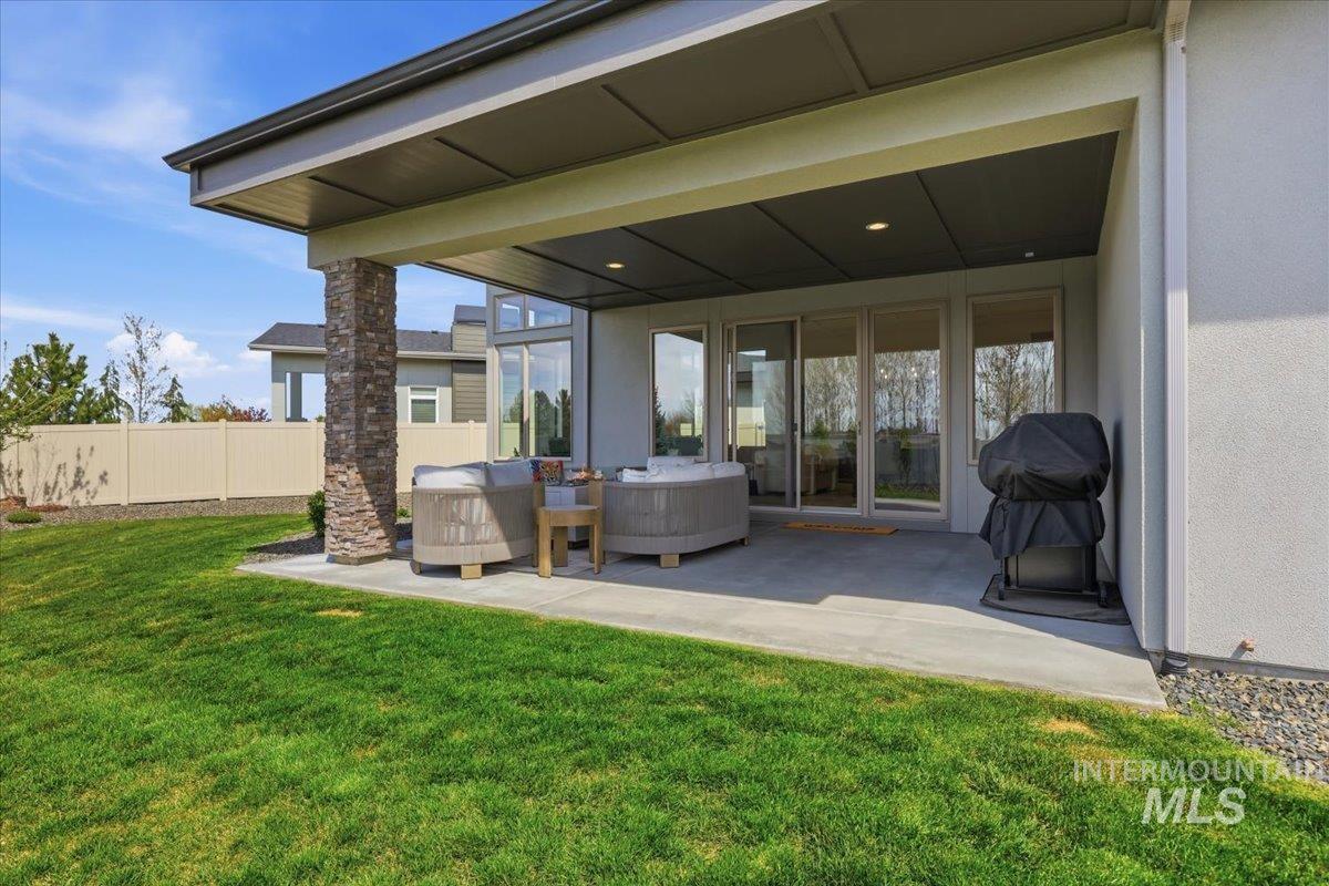 503 N Creekwater Ave, Eagle, Idaho 83616, 4 Bedrooms, 3.5 Bathrooms, Residential For Sale, Price $1,150,000, 98981116