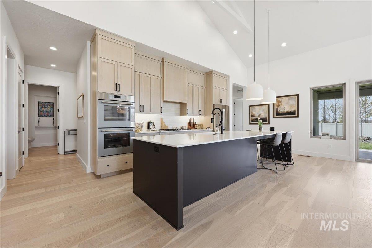 503 N Creekwater Ave, Eagle, Idaho 83616, 4 Bedrooms, 3.5 Bathrooms, Residential For Sale, Price $1,150,000, 98981116