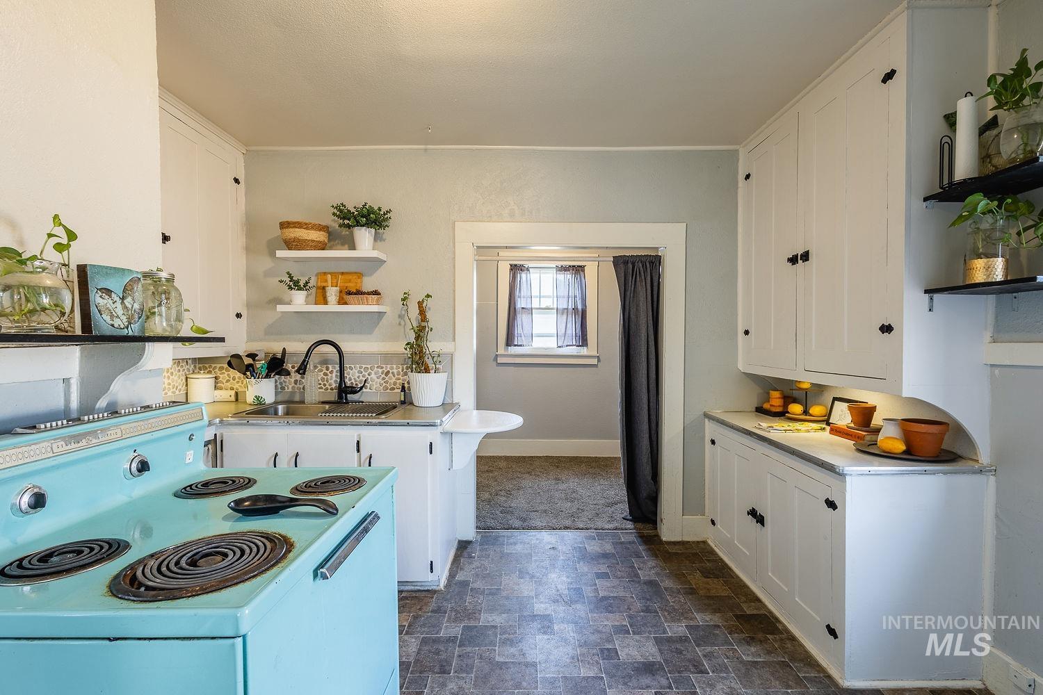 1315 4th St S, Nampa, Idaho 83651, 1 Bedroom, 1 Bathroom, Residential For Sale, Price $275,000, 98981119